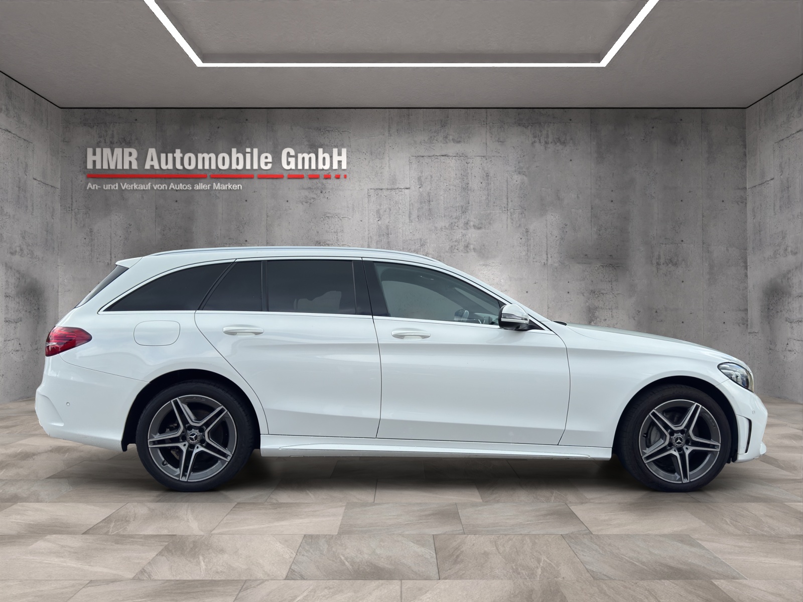 MERCEDES-BENZ C 200 AMG Line 4Matic 9G-Tronic-image-6