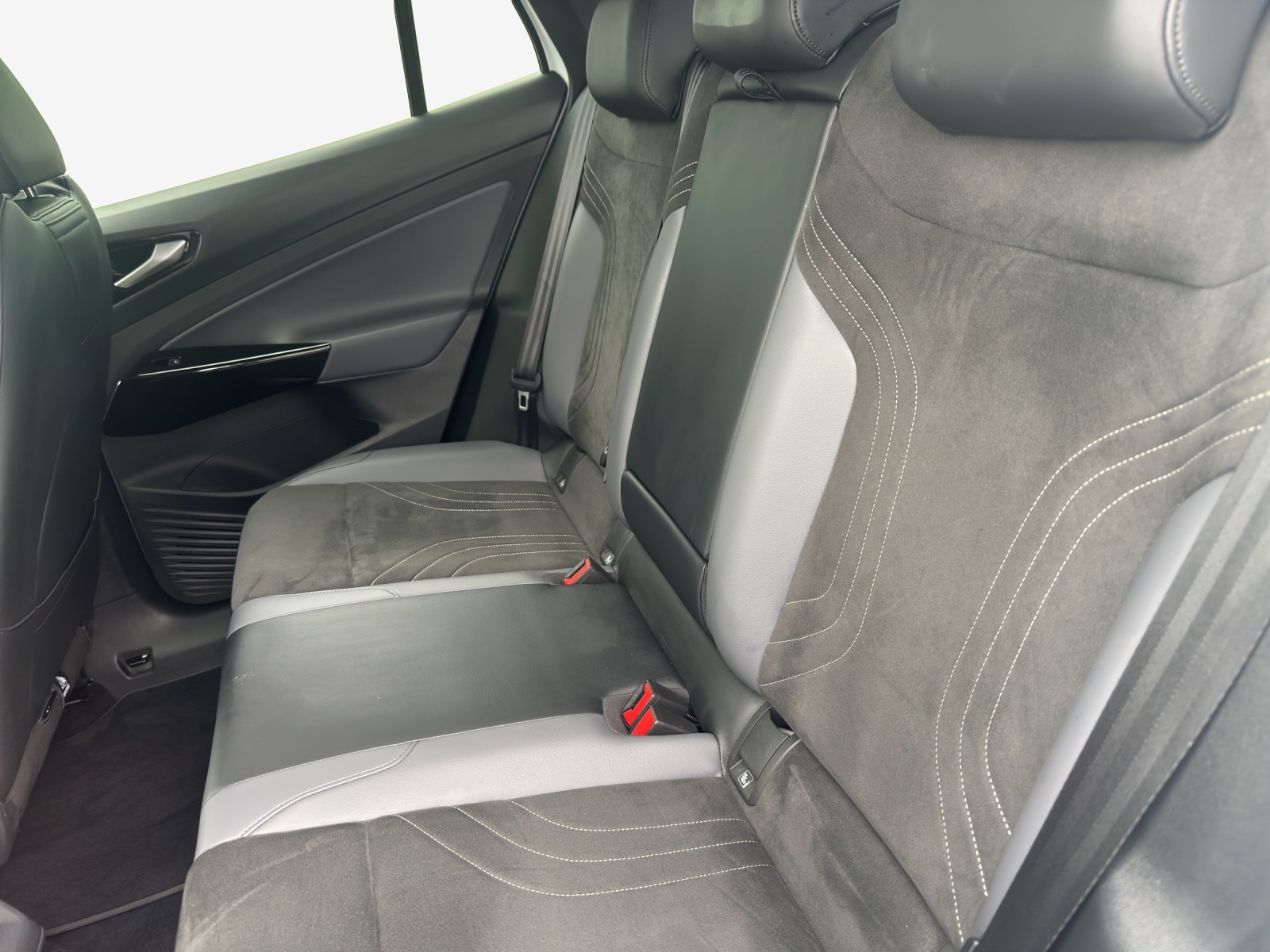 VW ID.5 Pro Performance 77 kWh-image-12