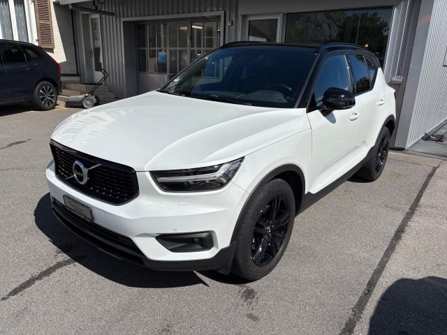 VOLVO XC40 2.0 B4 MH R-Design AWD-image-1