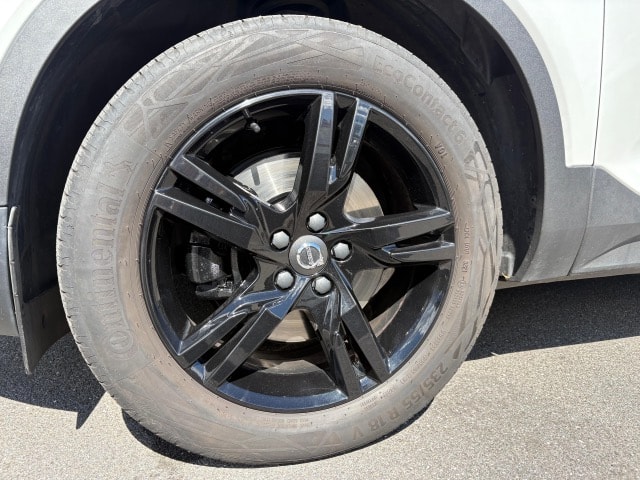 VOLVO XC40 2.0 B4 MH R-Design AWD-image-4