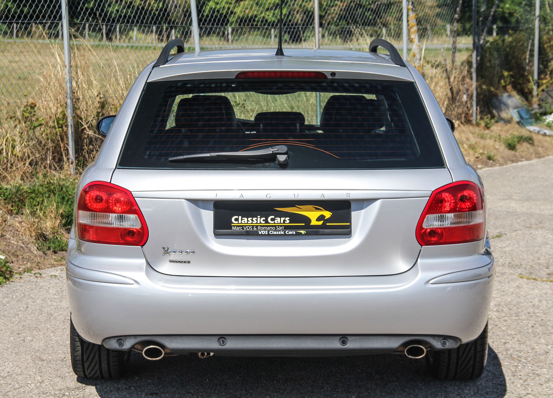 JAGUAR X-Type Estate 3.0 V6 Traction4 Sport-image-23
