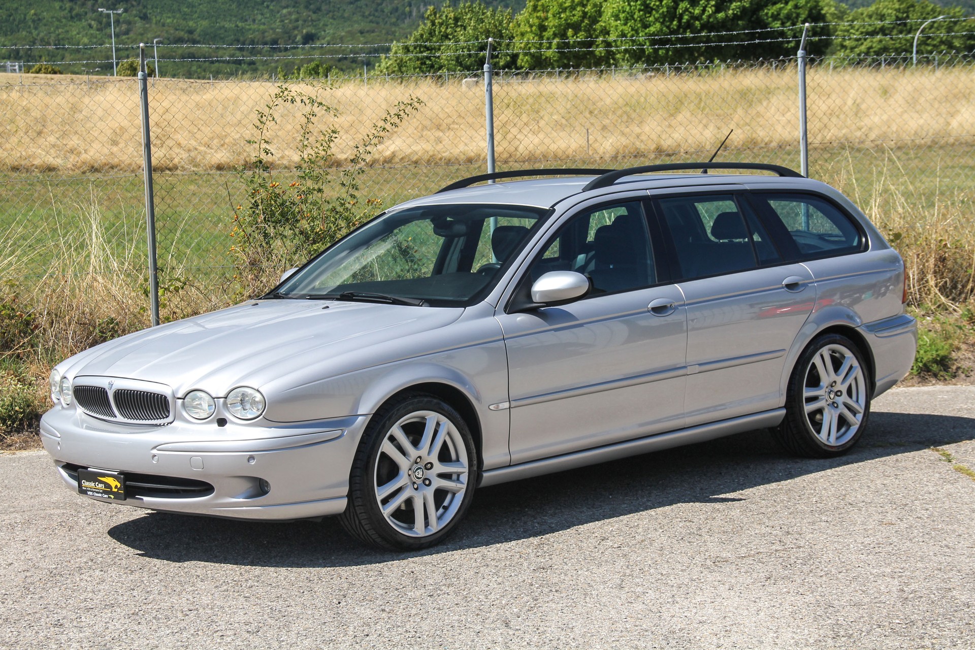 JAGUAR X-Type Estate 3.0 V6 Traction4 Sport-image-2