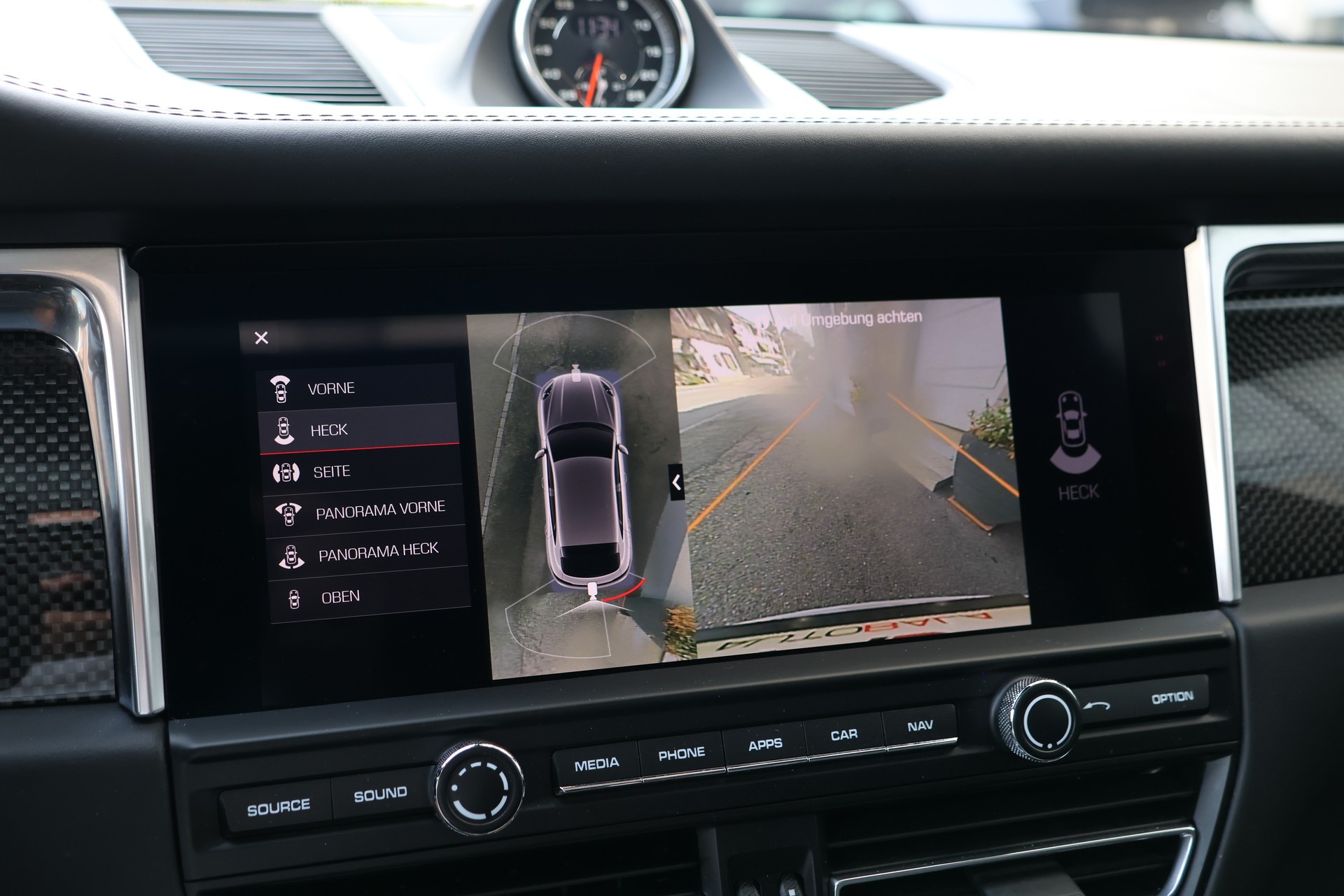 PORSCHE Macan Turbo PDK (CH)-image-23