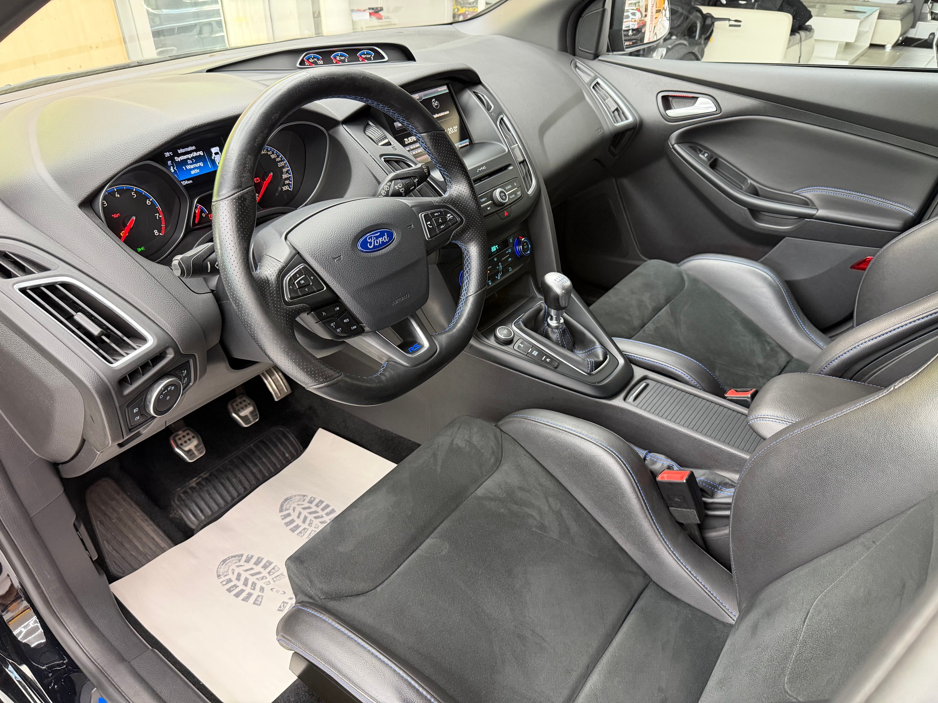 FORD Focus 2.3 EcoB RS-image-11