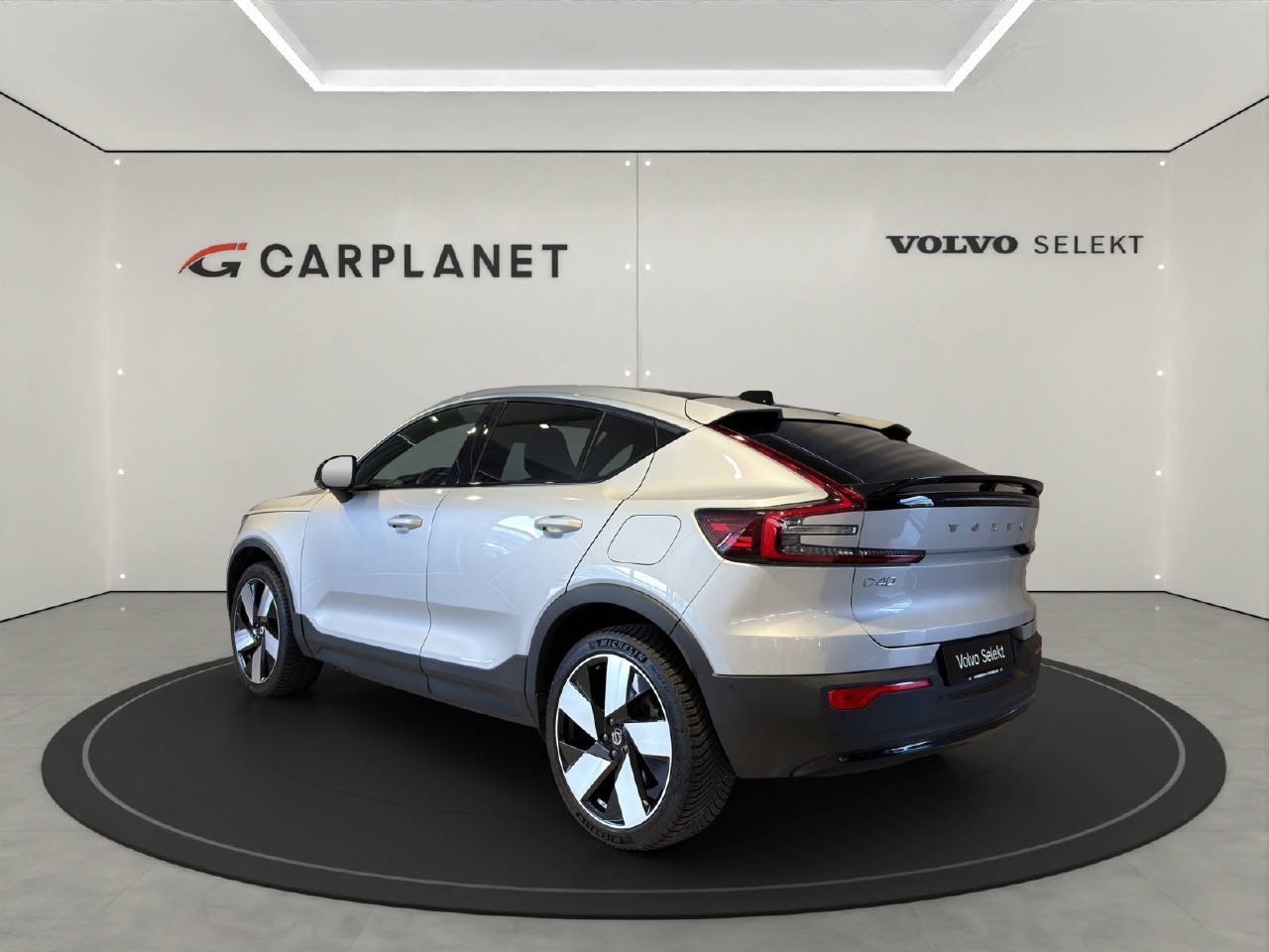 VOLVO C40 P8 Twin Recharge Ultimate AWD-image-2