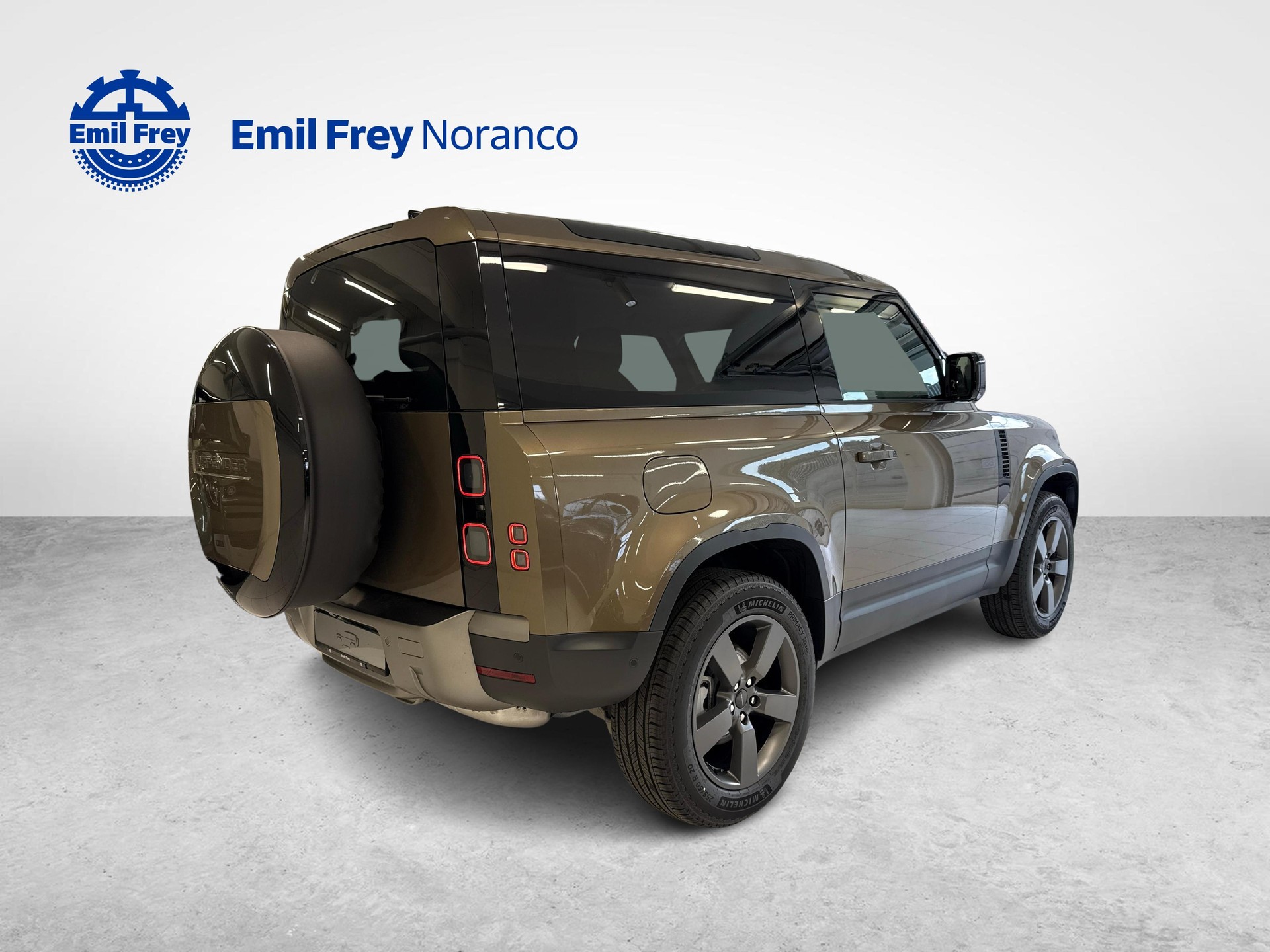 LAND ROVER Defender 90 3.0 D I6 250 S-image-4