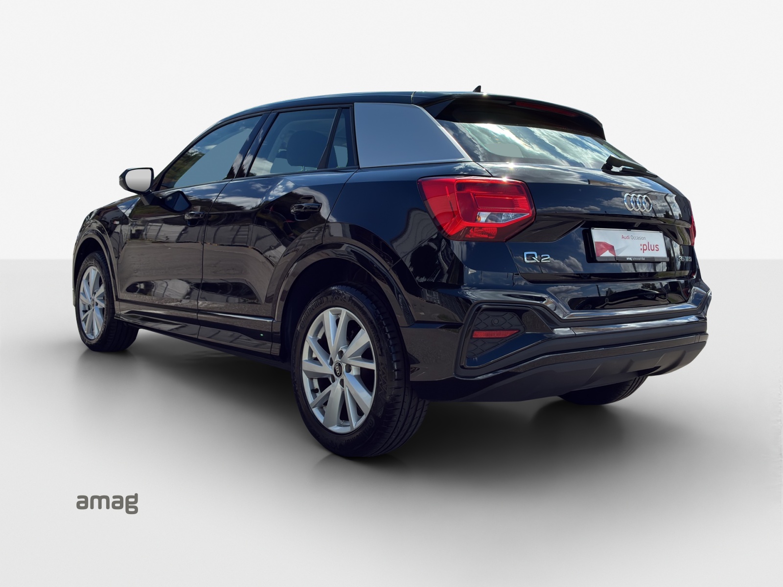 AUDI Q2 35 TFSI S line S-tronic-showroom-element-2