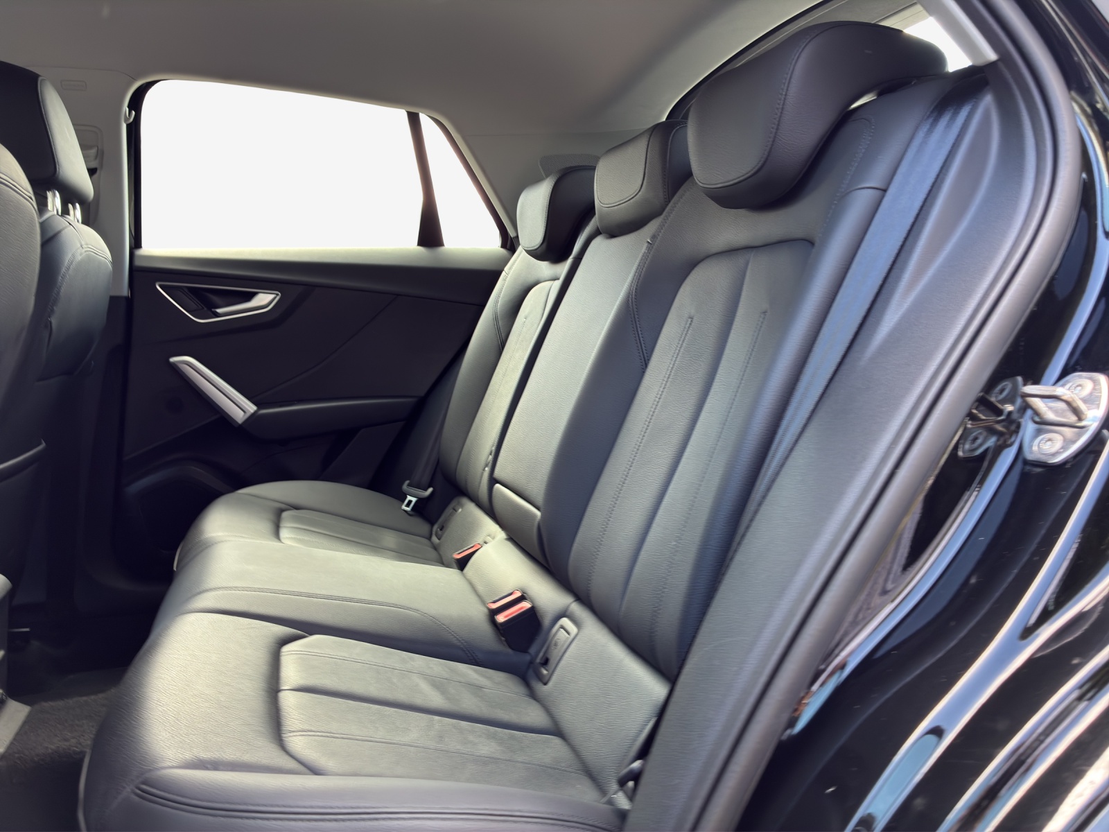AUDI Q2 35 TFSI S line S-tronic-image-11