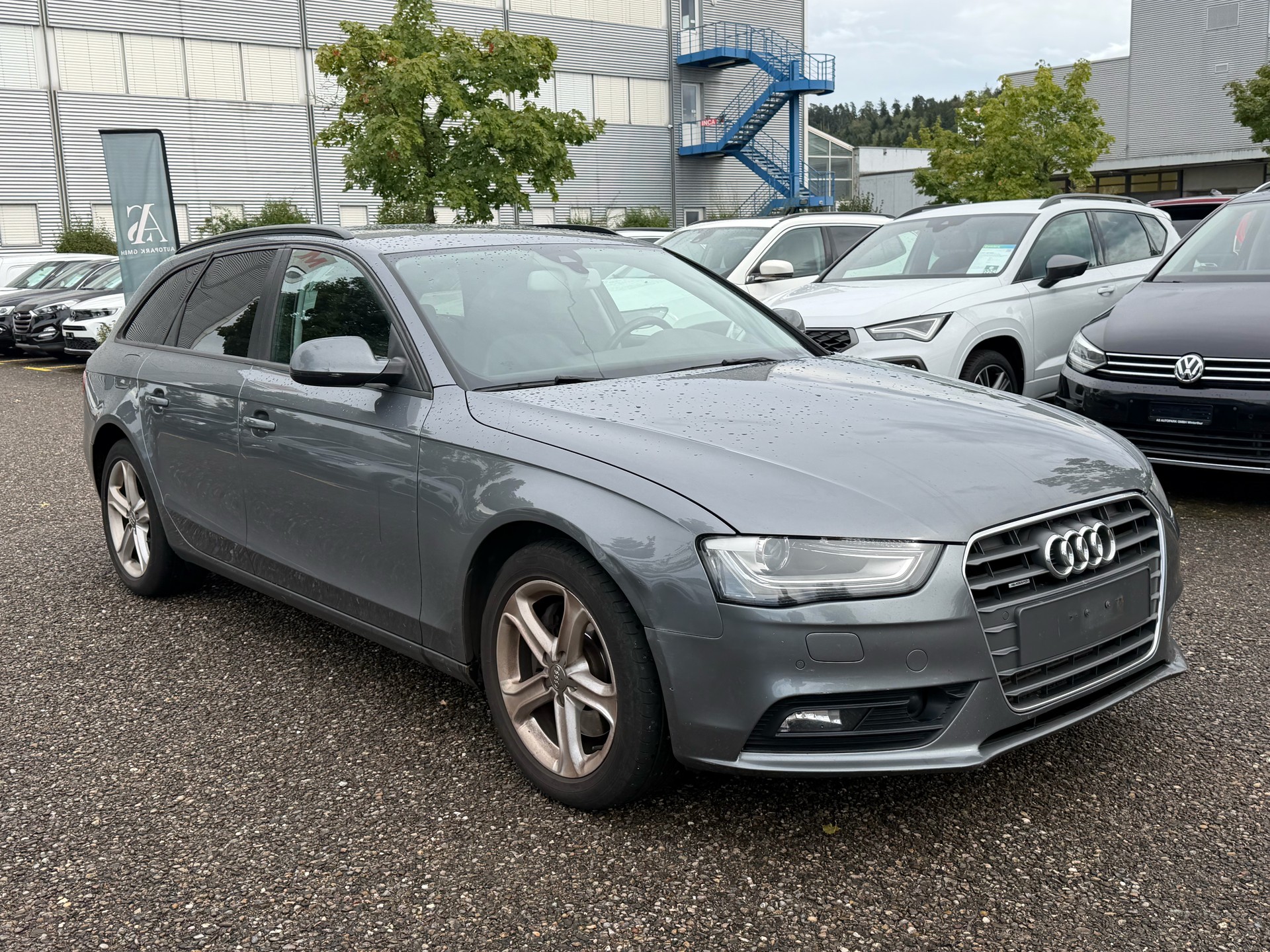 AUDI A4 Avant 3.0 TDI quattro S-tronic-showroom-element-2