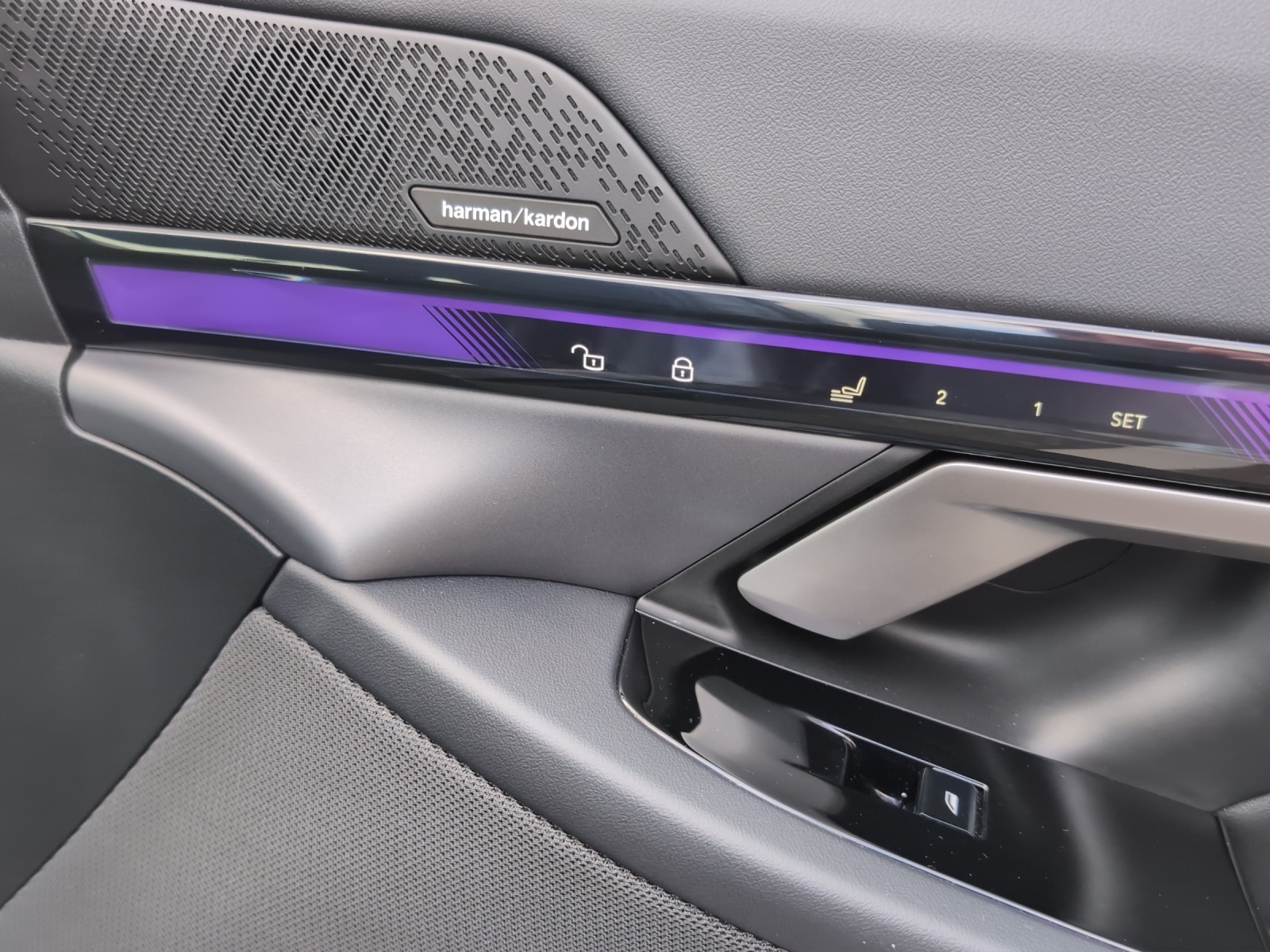 BMW 530e Touring Steptronic-image-19