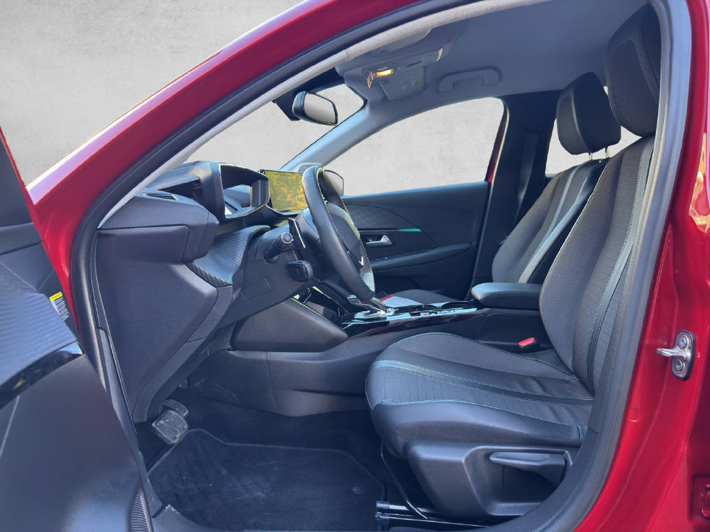 PEUGEOT 208 1.2 PureTech 100 Allure Pack-image-7
