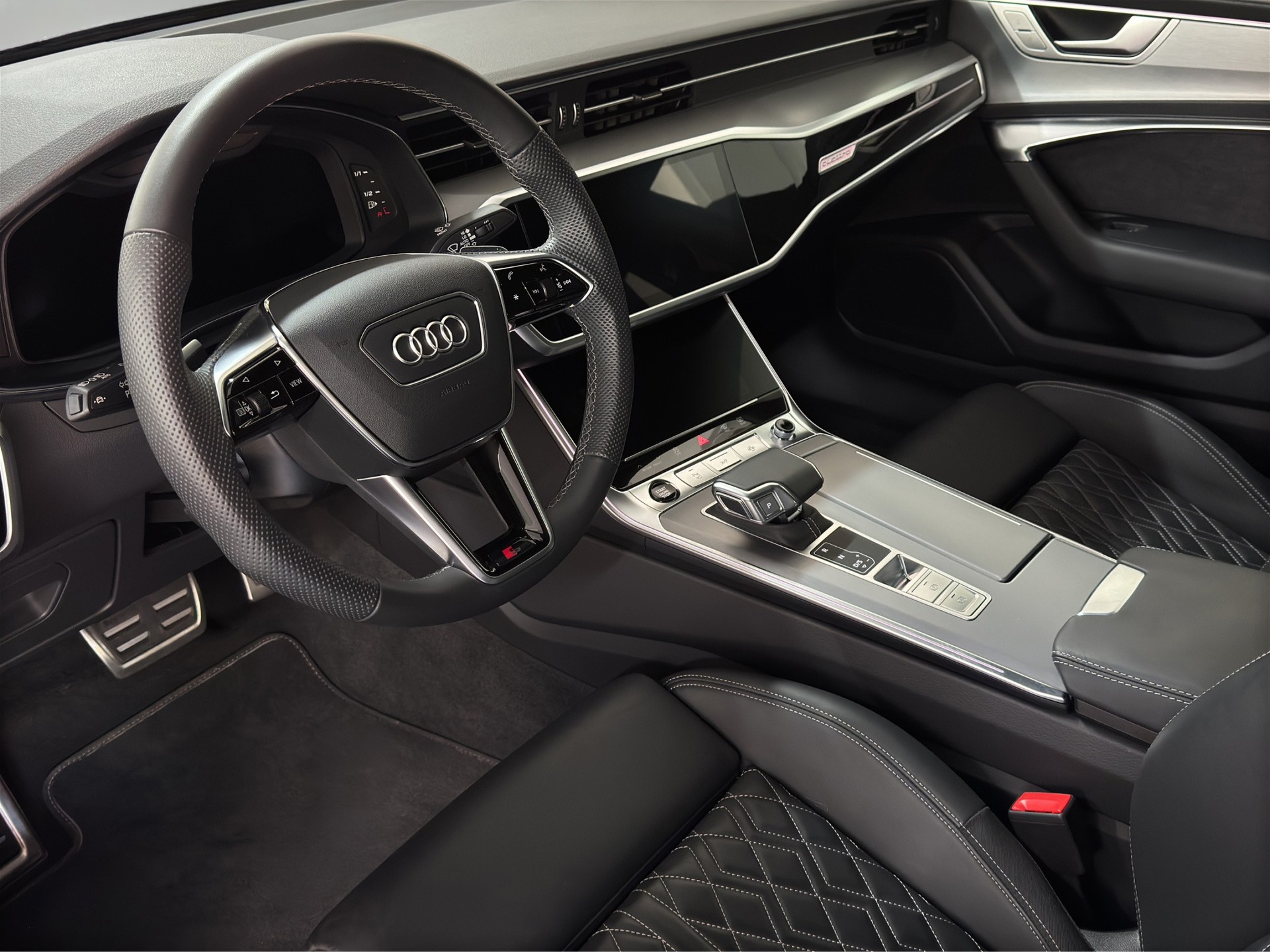 AUDI A7 Sportback 40 TDI quattro S-tronic "5 Sitzer-Pano-S Sportsitze"-image-12