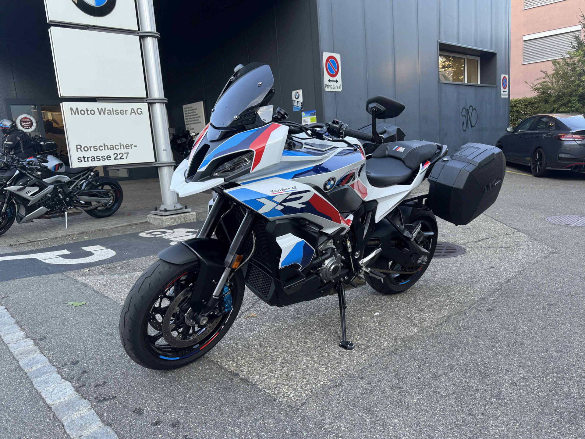 BMW M 1000 XR