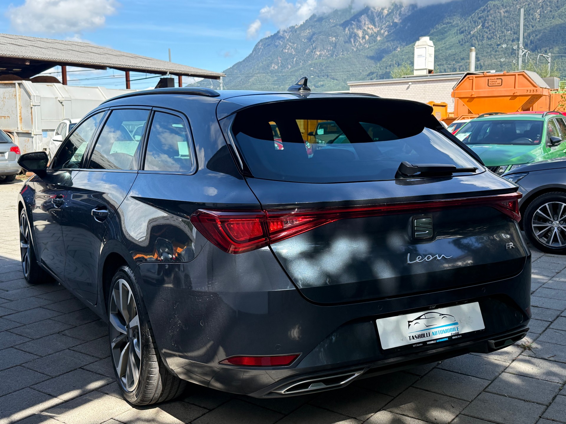 SEAT Leon ST 1.5 eTSI mHEV DSG FR-image-4