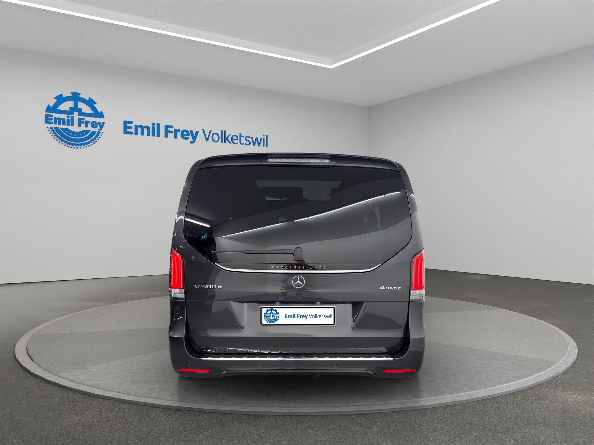 MERCEDES-BENZ V 300 d Swiss Ed. lang 4matic Van-image-5