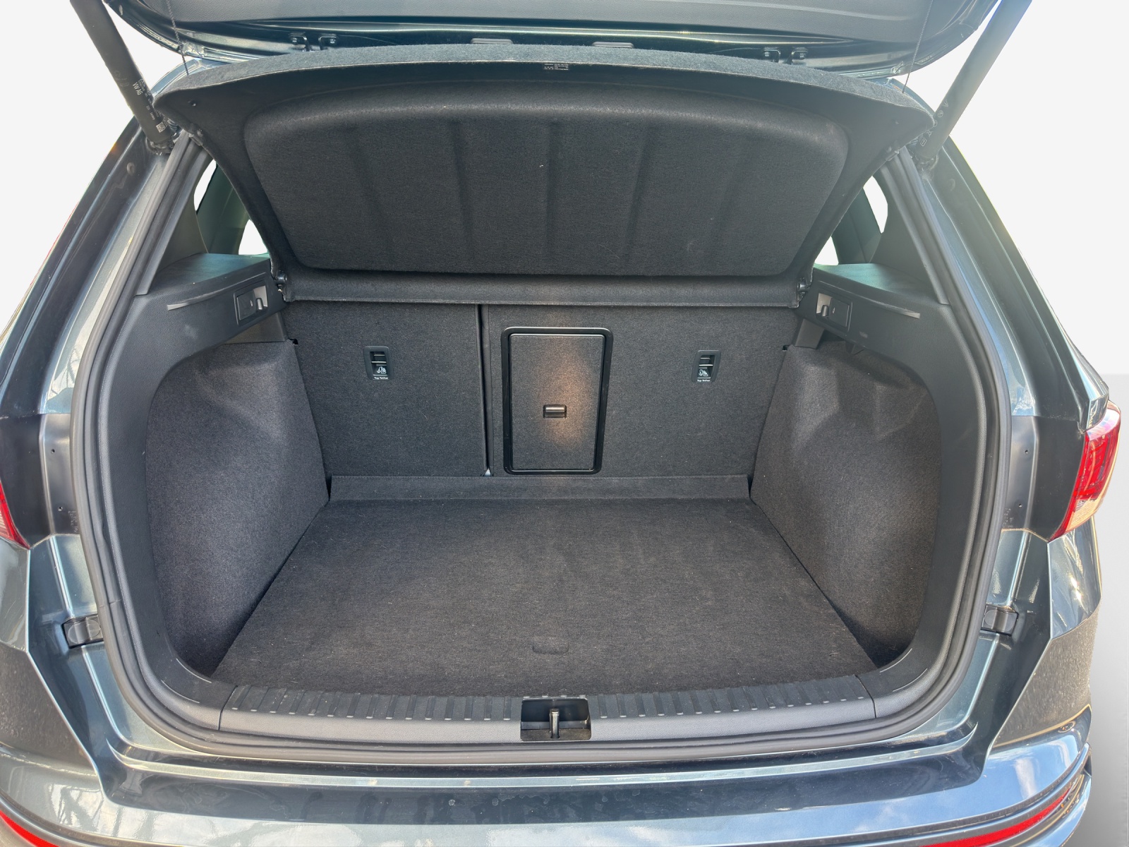 SEAT Ateca 2.0 TSI Hola FR 4Drive DSG-image-12