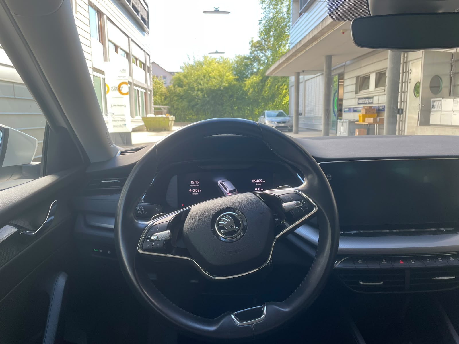 SKODA Octavia Combi 2.0 TDI DSG Ambition 4x4-image-12