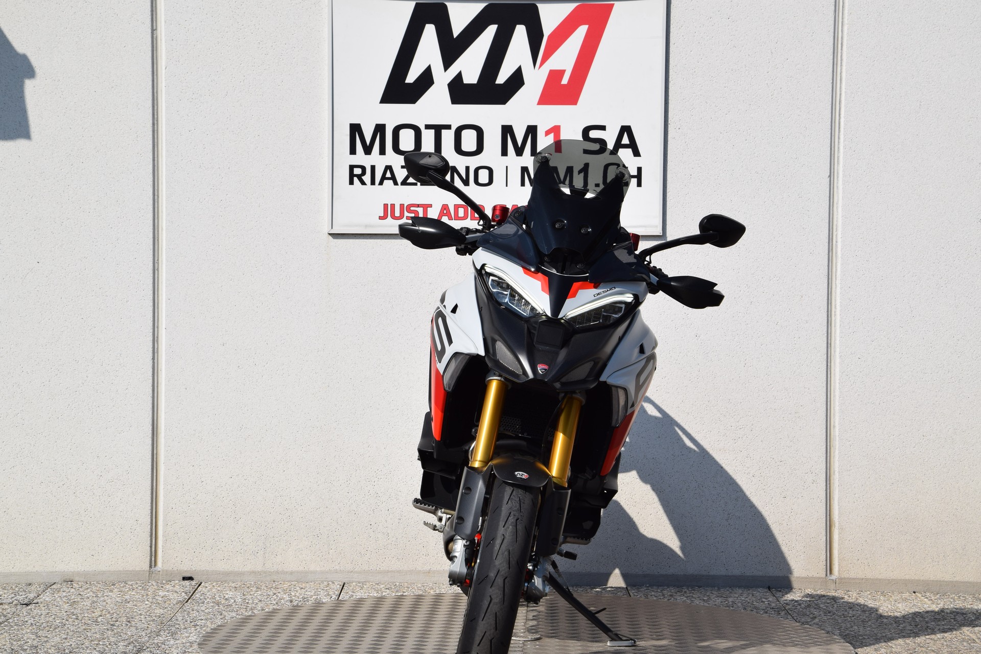 DUCATI Multistrada V4 RS-showroom-element-2