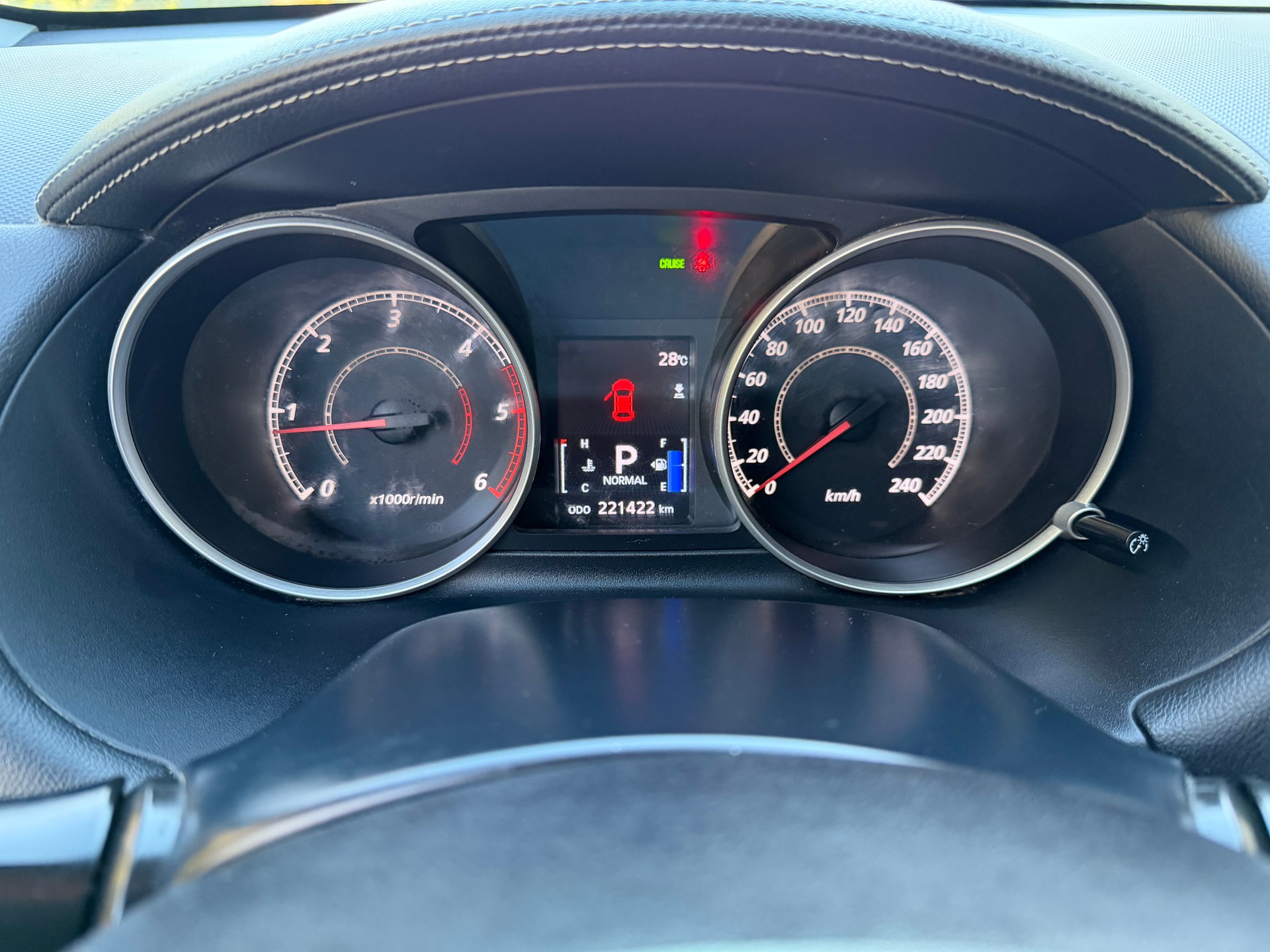 MITSUBISHI Outlander 2.2 DID Intense 4WD TC-SST-image-6
