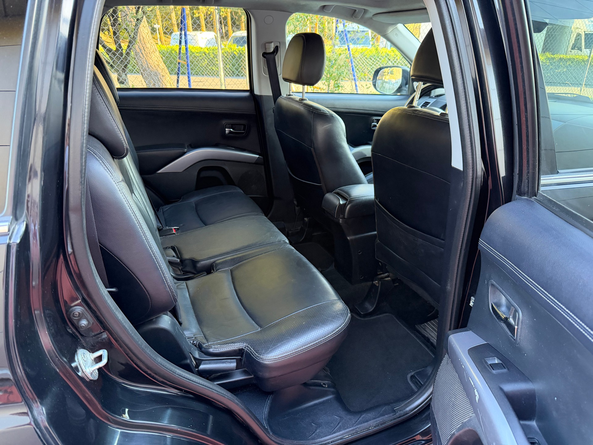 MITSUBISHI Outlander 2.2 DID Intense 4WD TC-SST-image-11