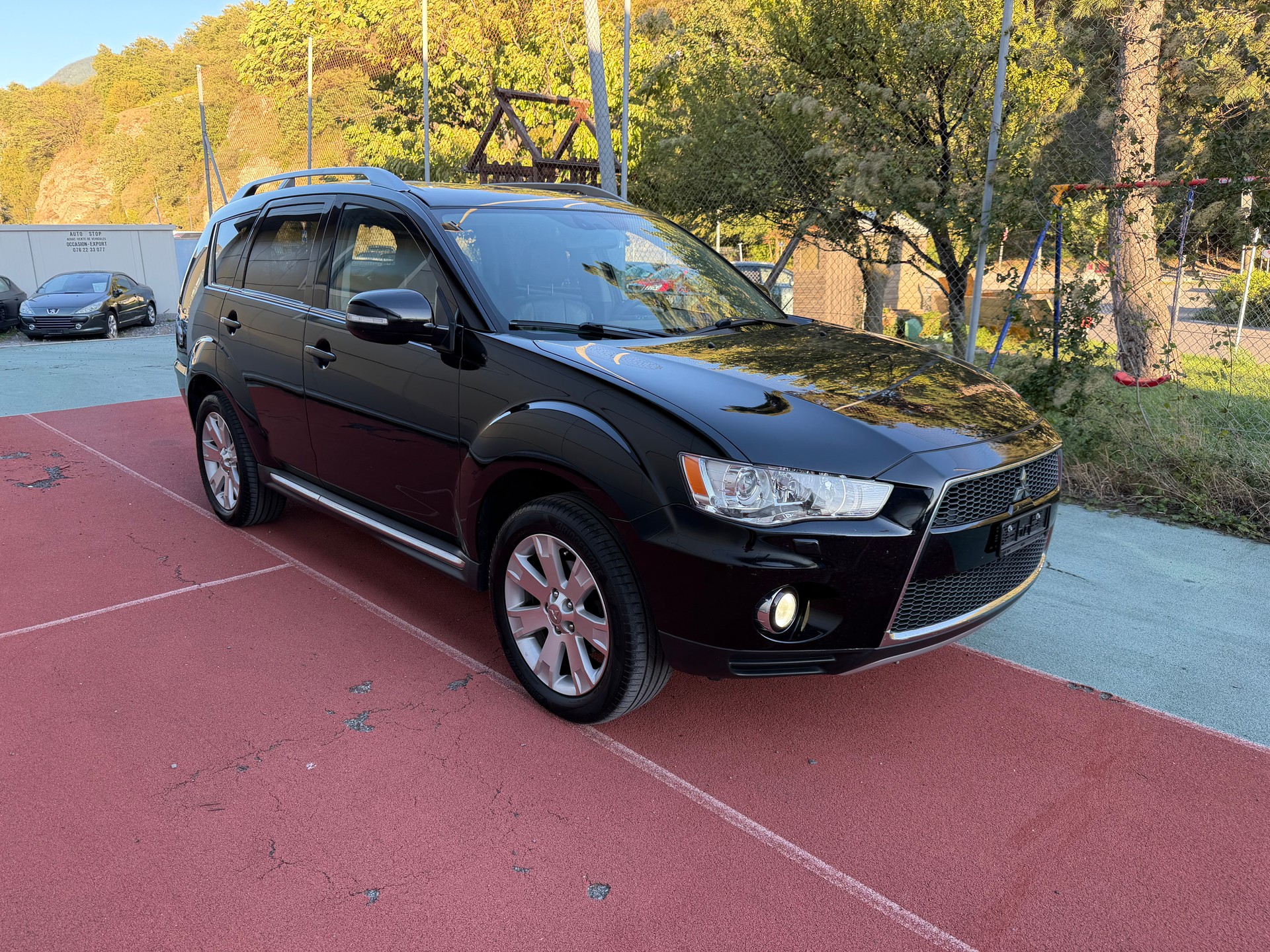 MITSUBISHI Outlander 2.2 DID Intense 4WD TC-SST-image-1