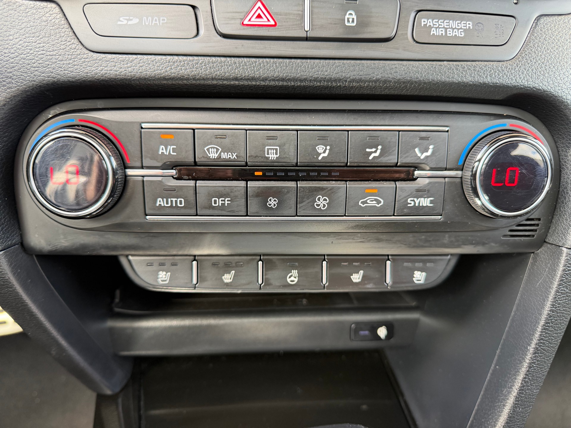 KIA Ceed 1.4 T-GDi Style DCT-image-7
