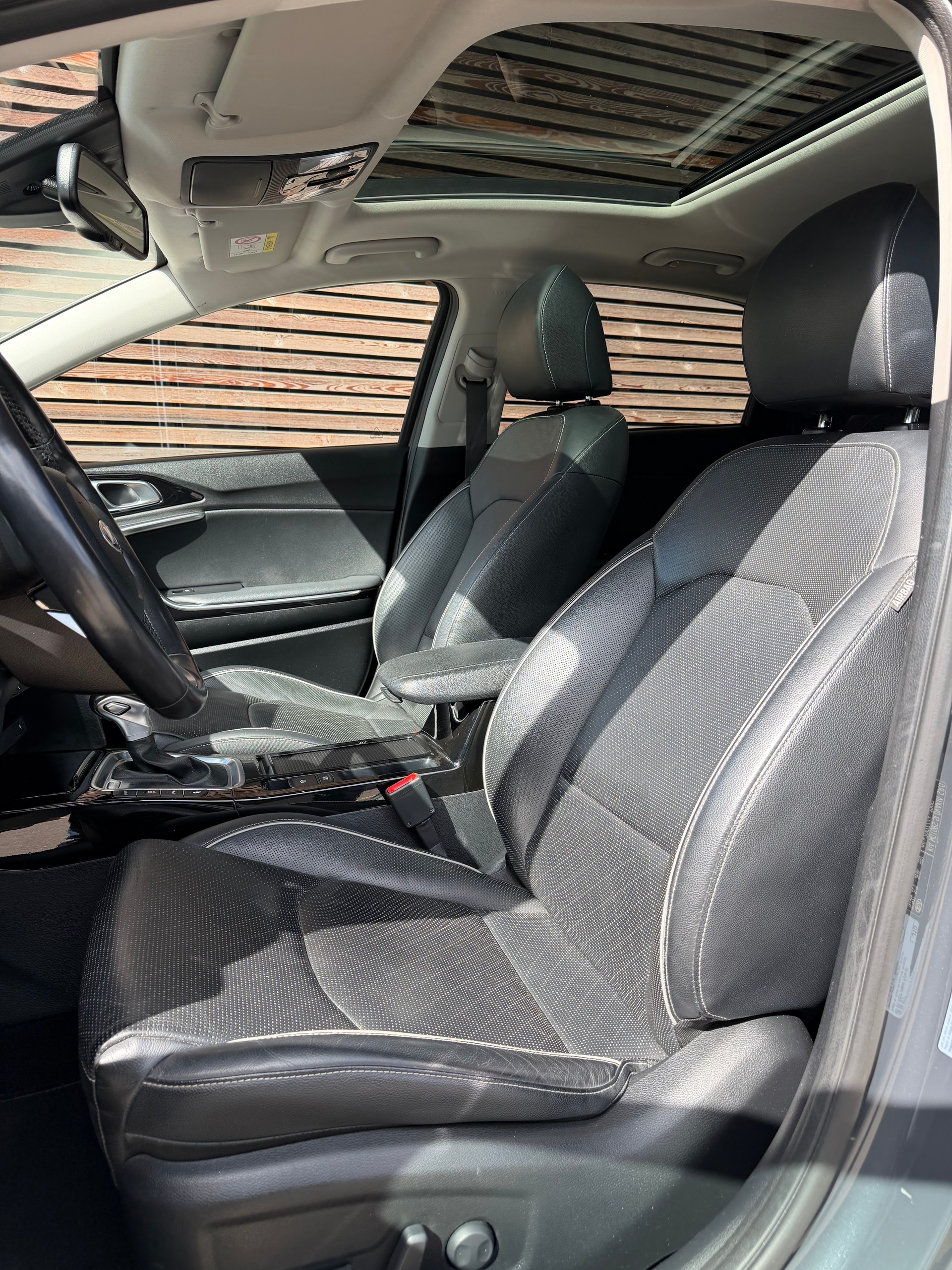 KIA Ceed 1.4 T-GDi Style DCT-image-14
