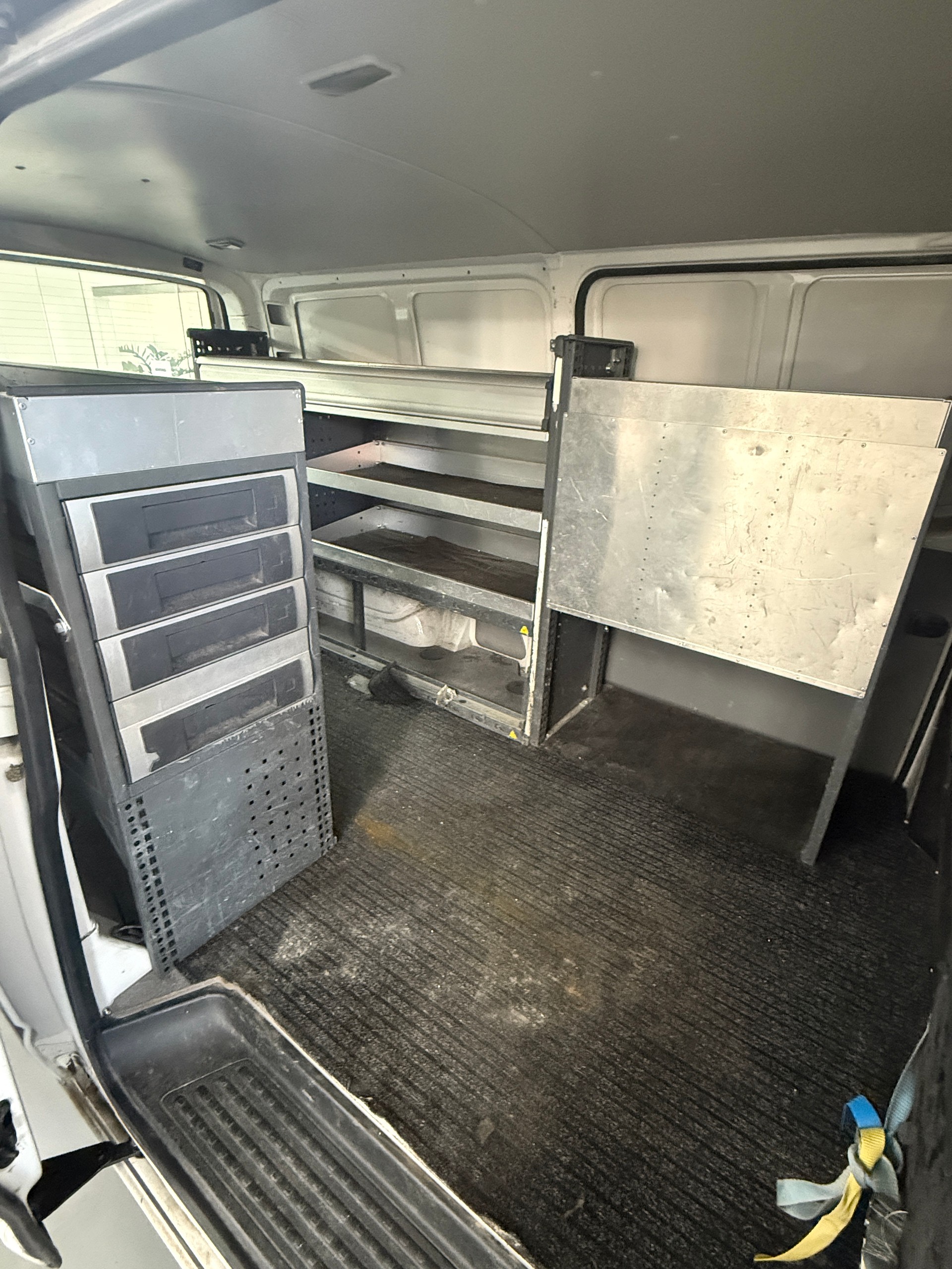 VW T5 2.0 TDI 4Motion-image-12