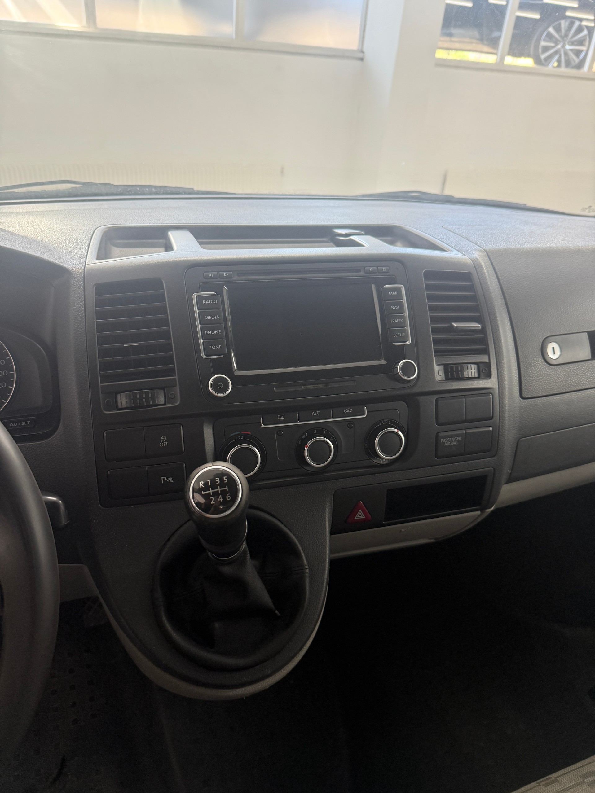 VW T5 2.0 TDI 4Motion-image-9