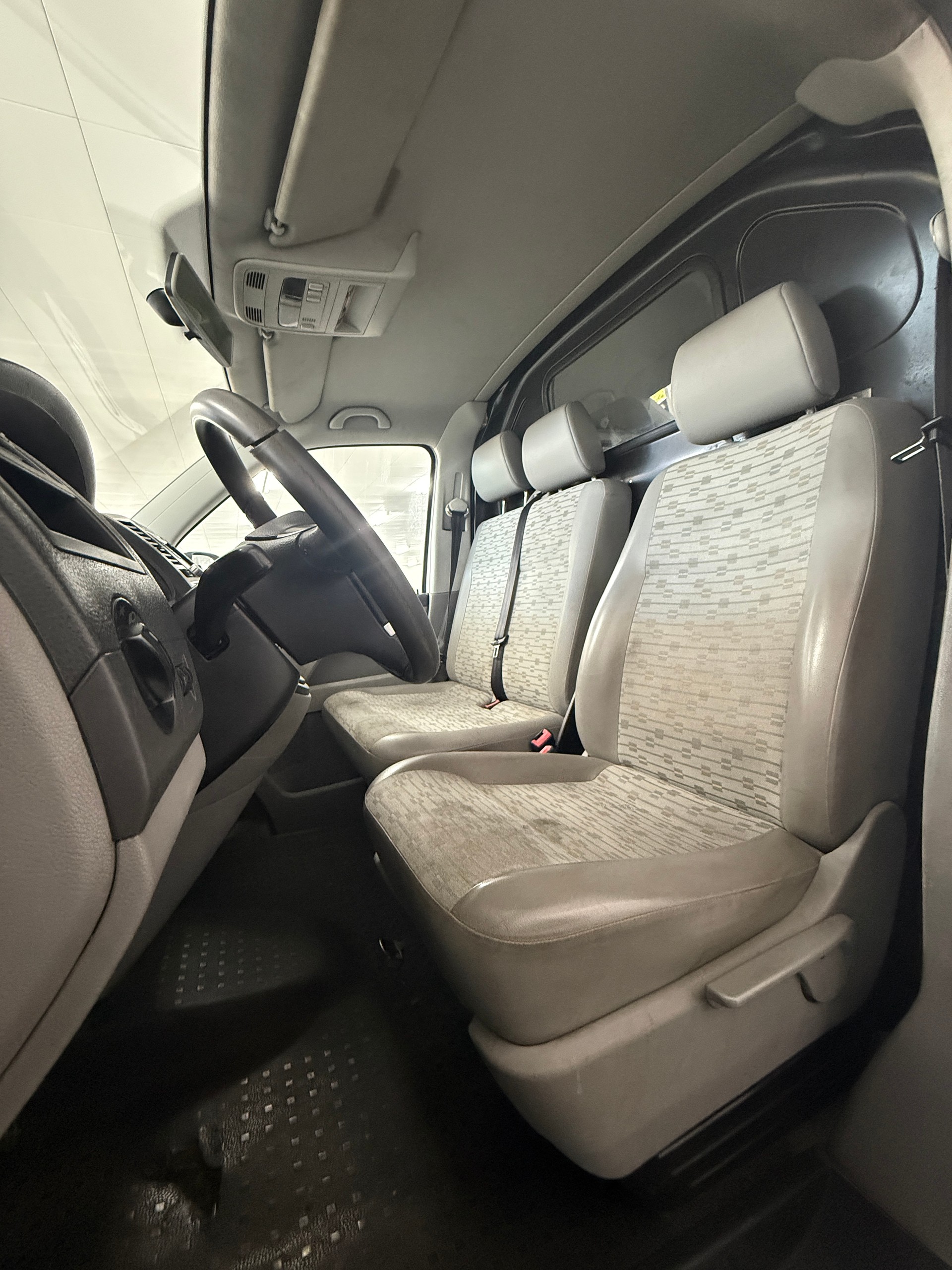 VW T5 2.0 TDI 4Motion-image-7