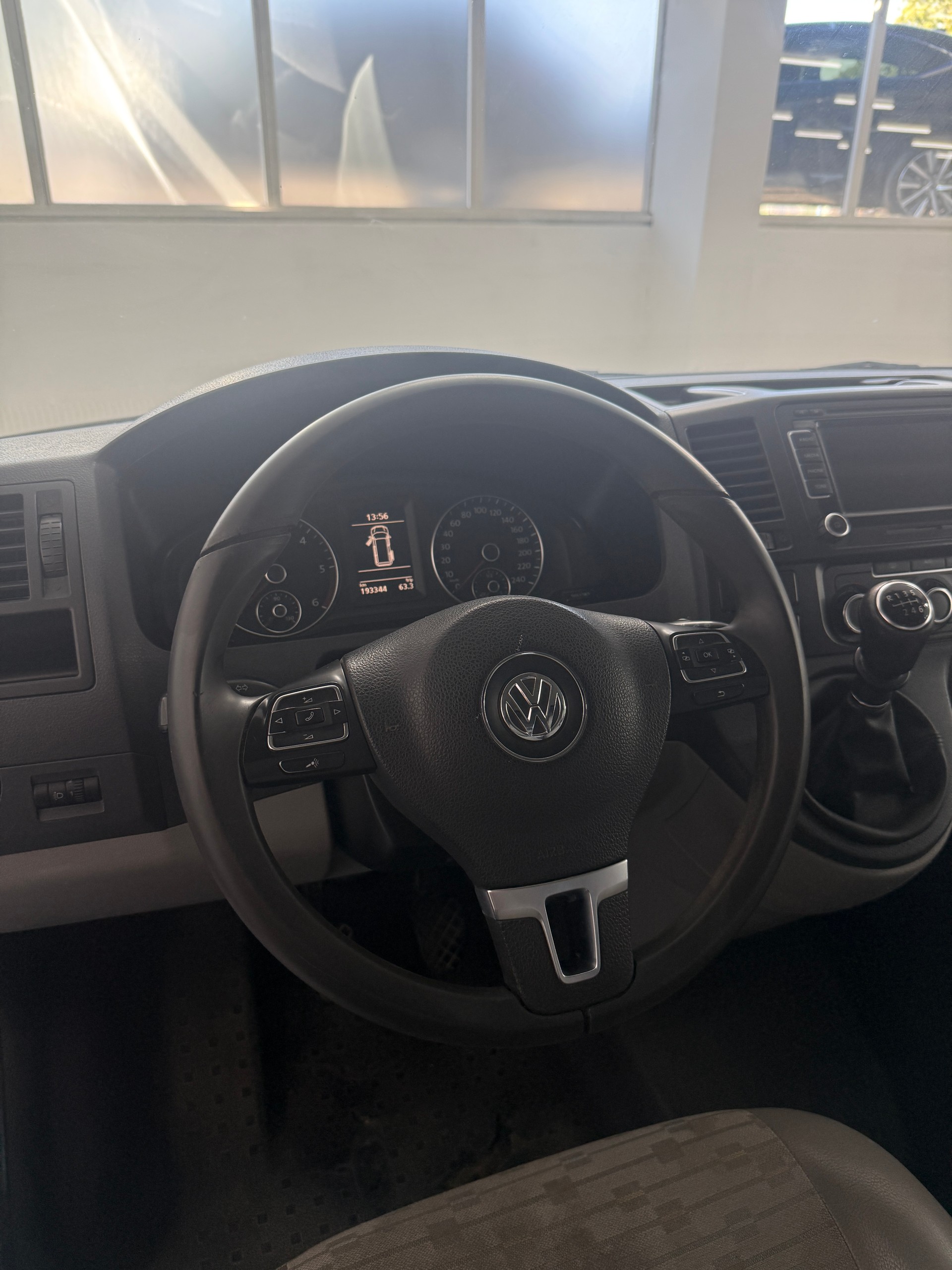 VW T5 2.0 TDI 4Motion-image-8