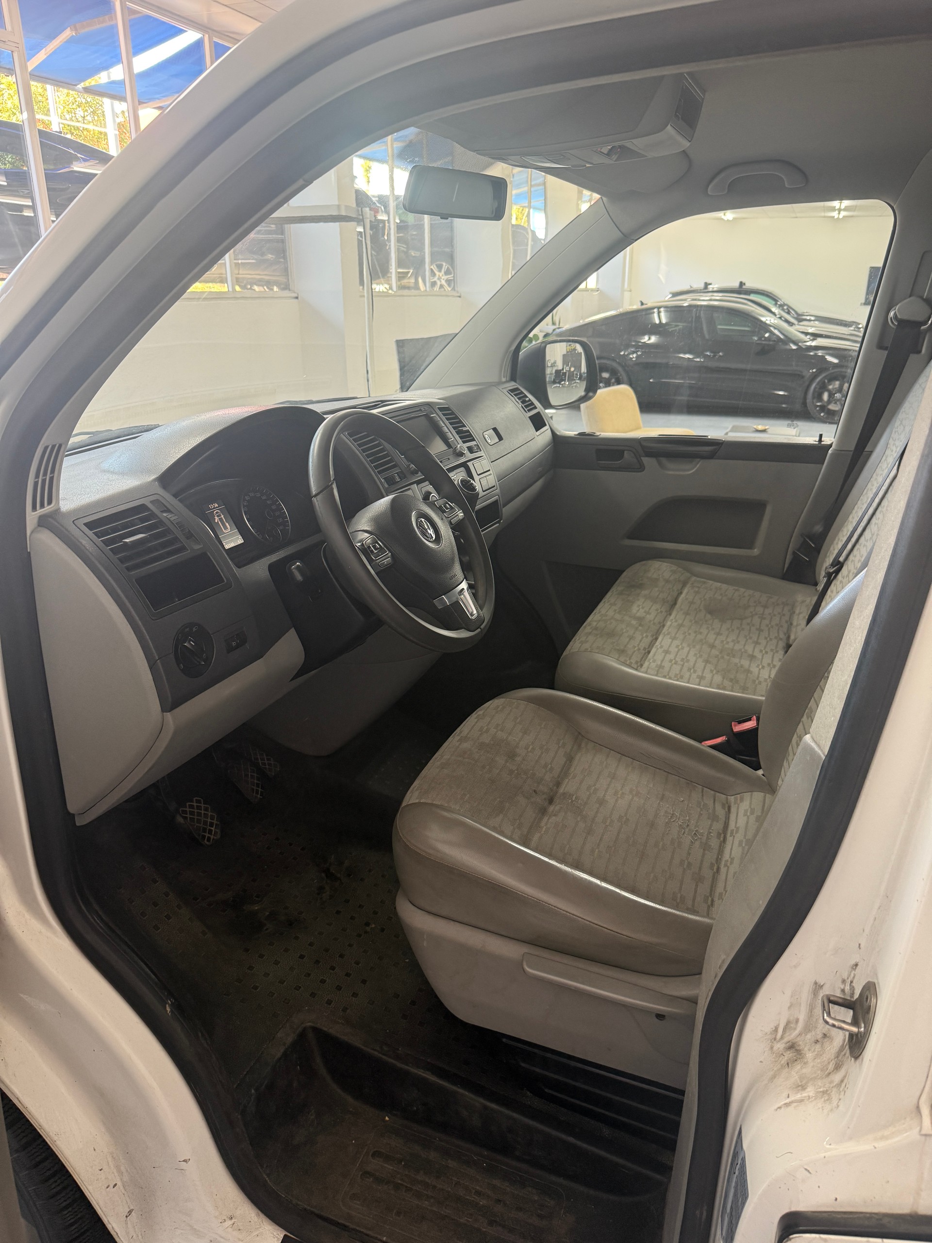 VW T5 2.0 TDI 4Motion-image-6