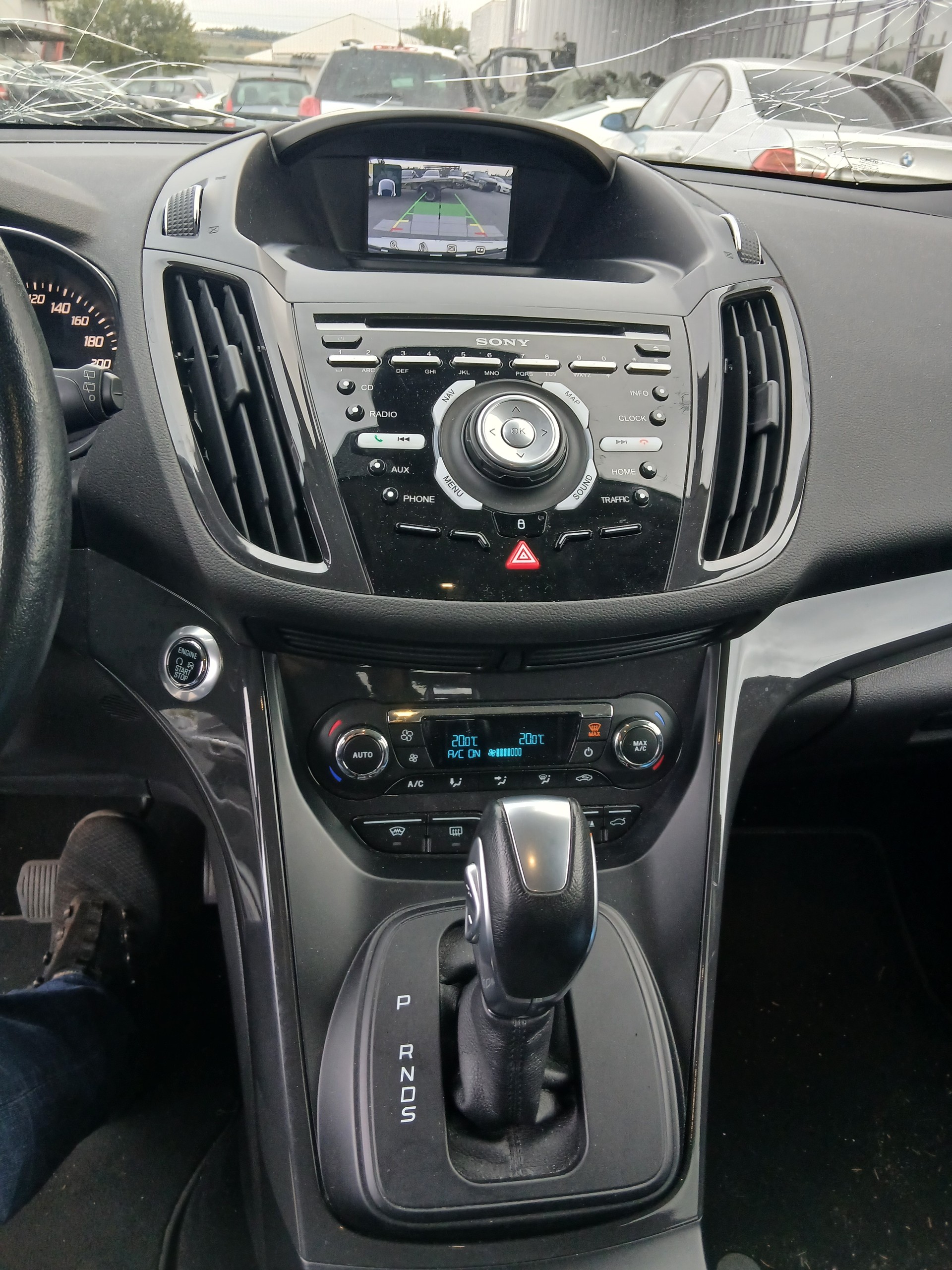 FORD Kuga 2.0 TDCi Titanium 4WD PowerShift-image-6
