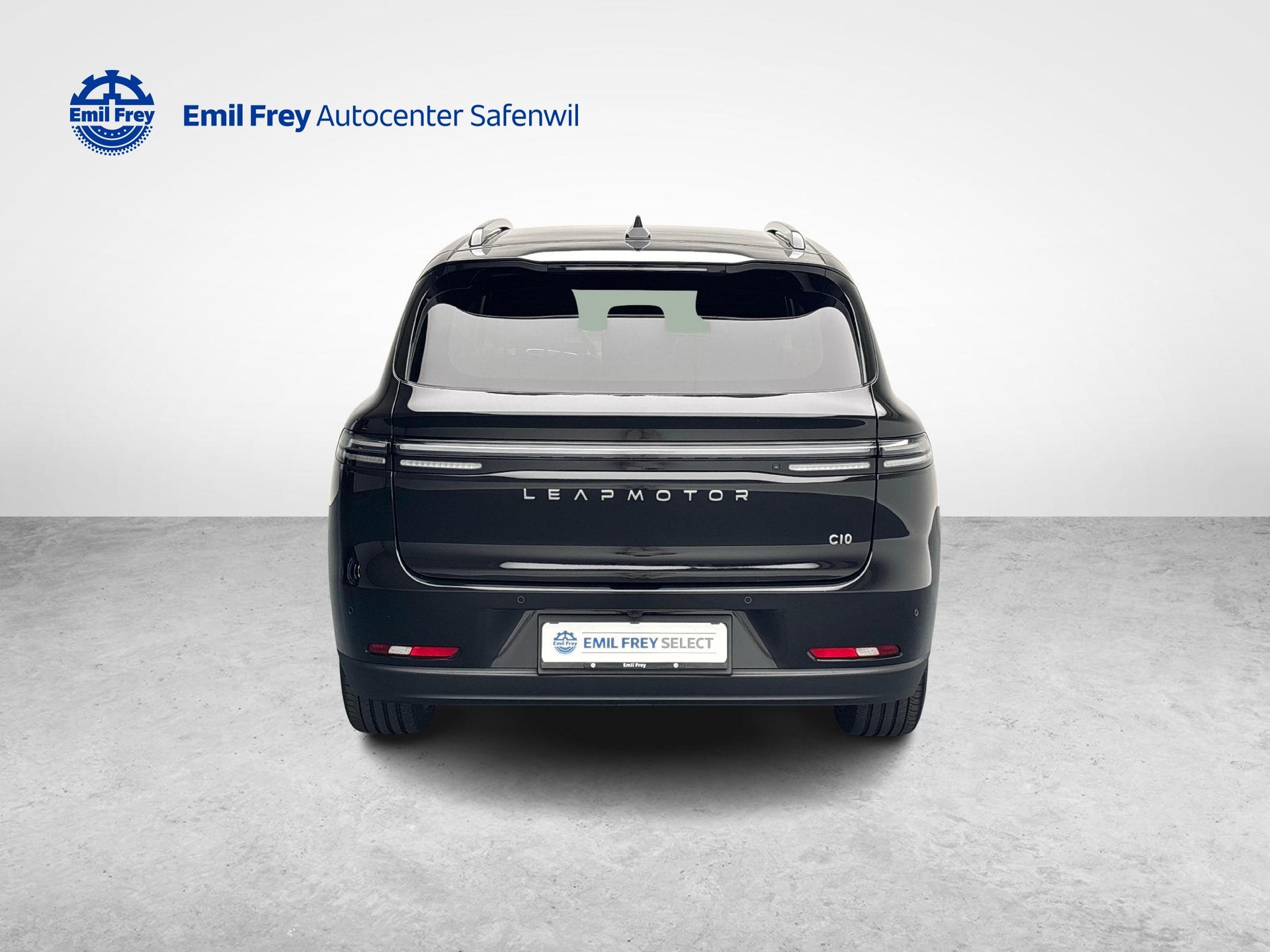 LEAPMOTOR C10 1.5 REEV Design-image-3