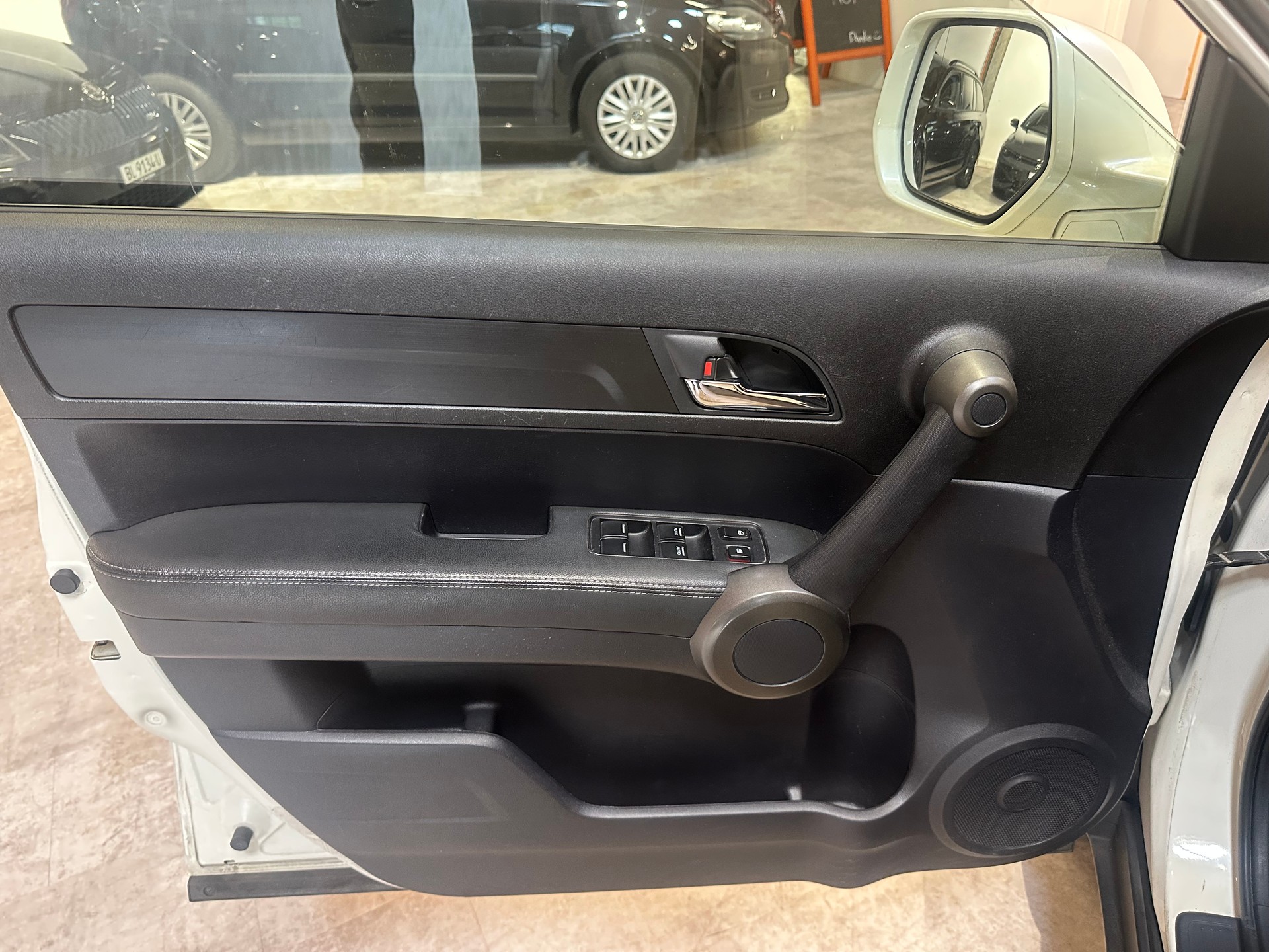 HONDA CR-V 2.2 i-DTEC 4WD Executive Automatic/Lückenlos Honda-Serciegepflegt!-image-11
