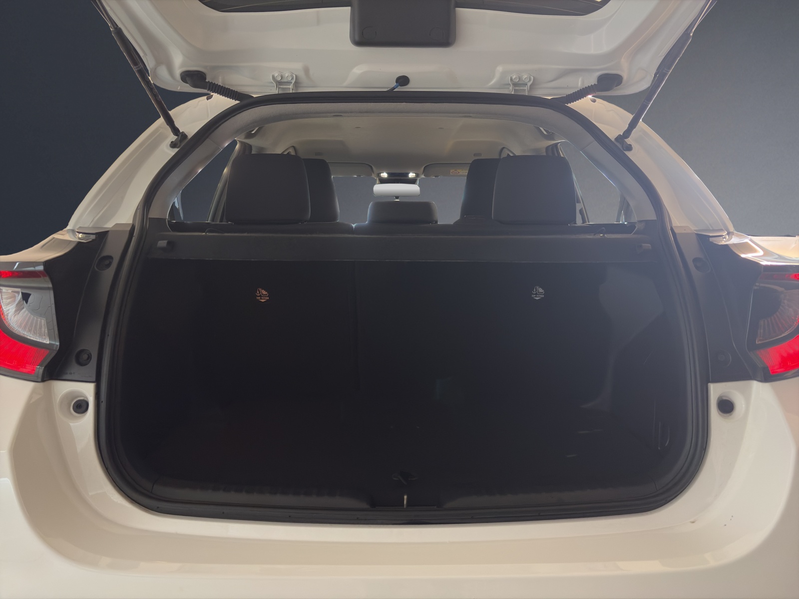 TOYOTA Yaris 1.5 Comfort e-CVT-image-17