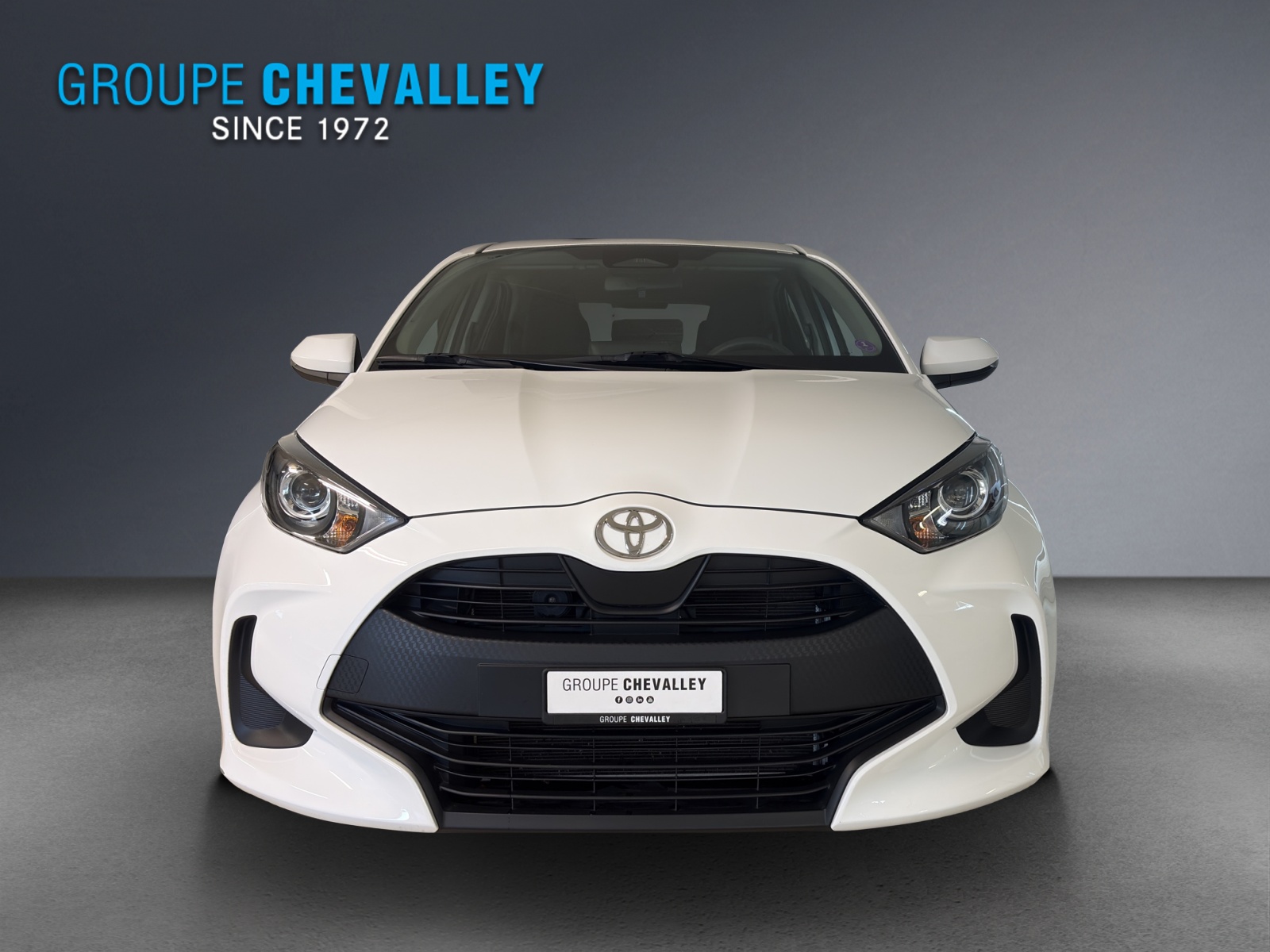 TOYOTA Yaris 1.5 Comfort e-CVT-image-1