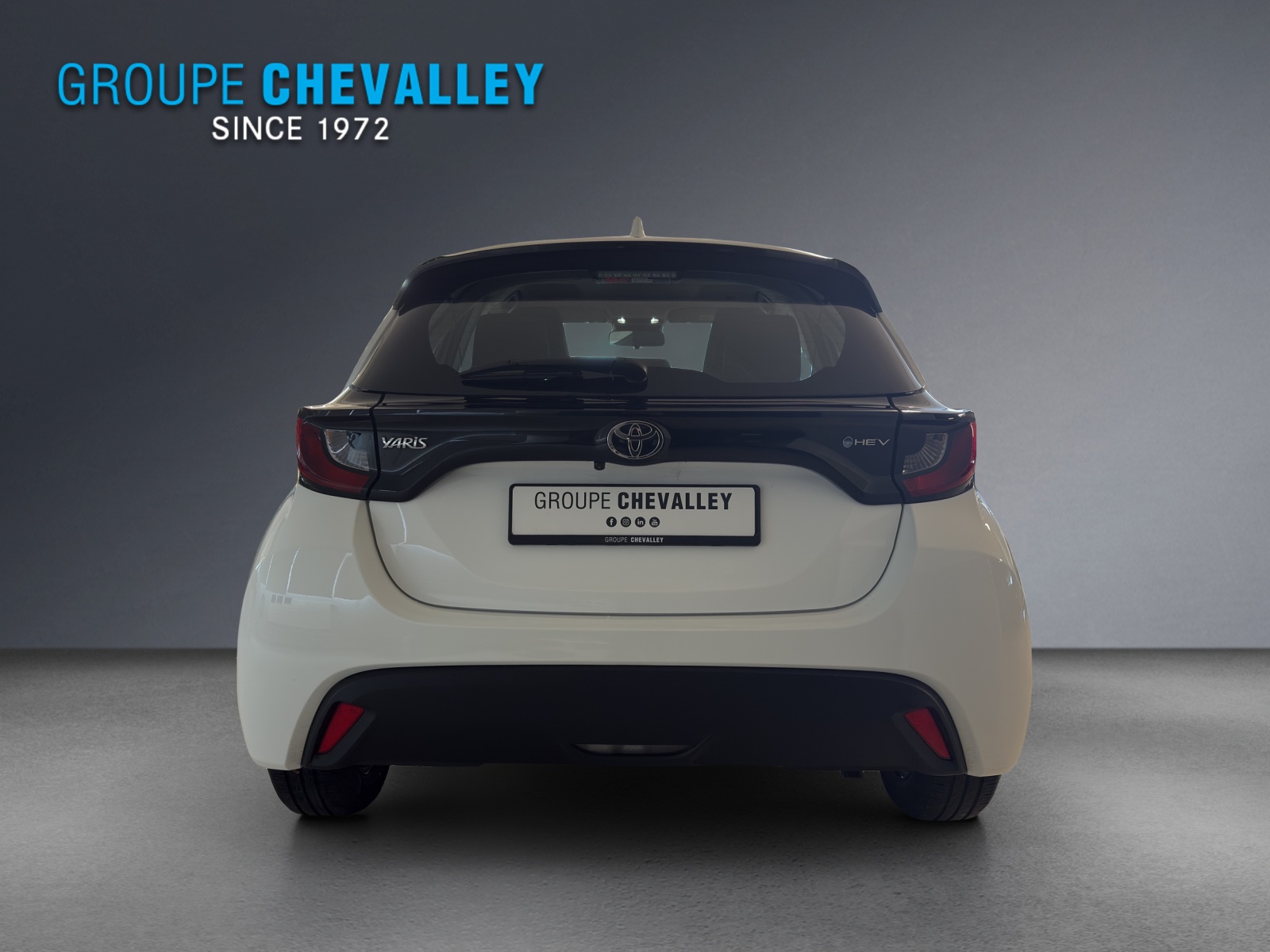 TOYOTA Yaris 1.5 Comfort e-CVT-image-4
