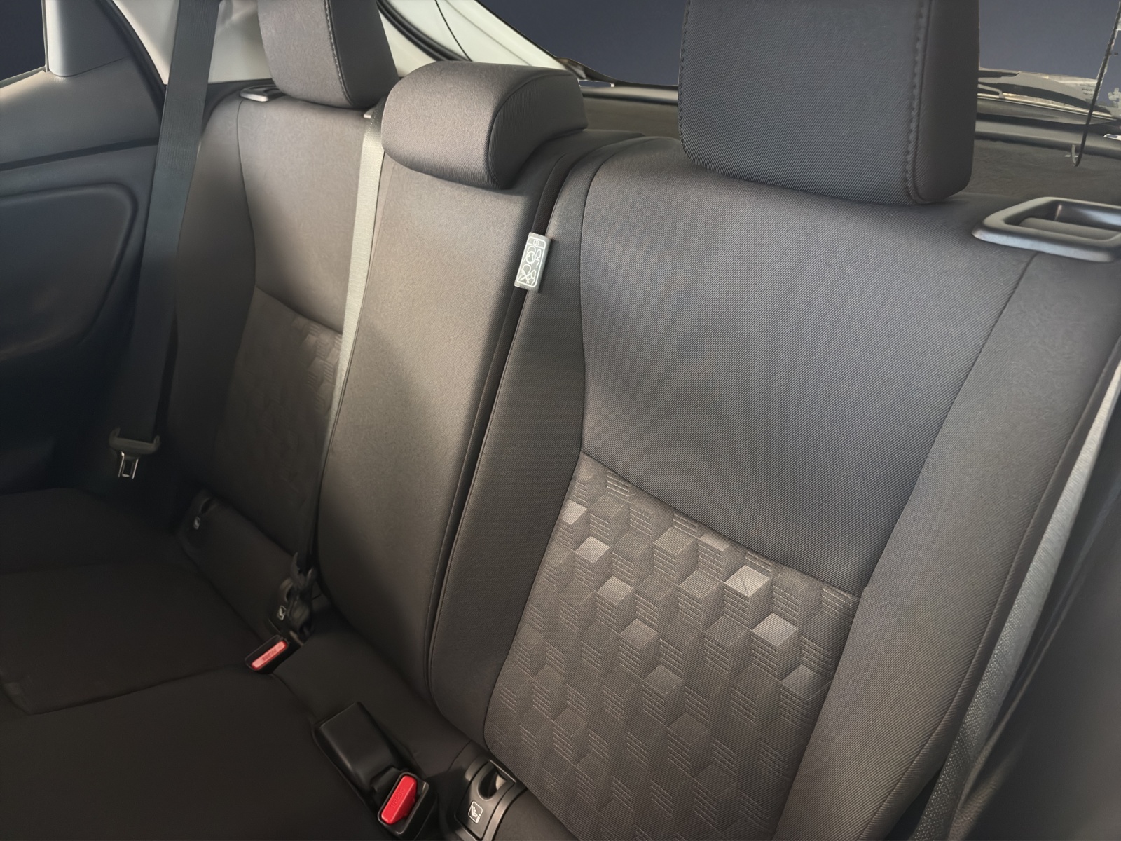 TOYOTA Yaris 1.5 Comfort e-CVT-image-16