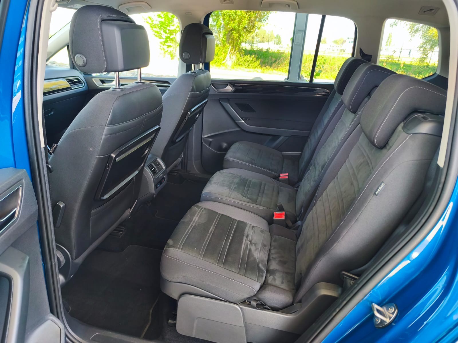 VW Touran 2.0 TDI BlueMotion Technology Highline-image-14