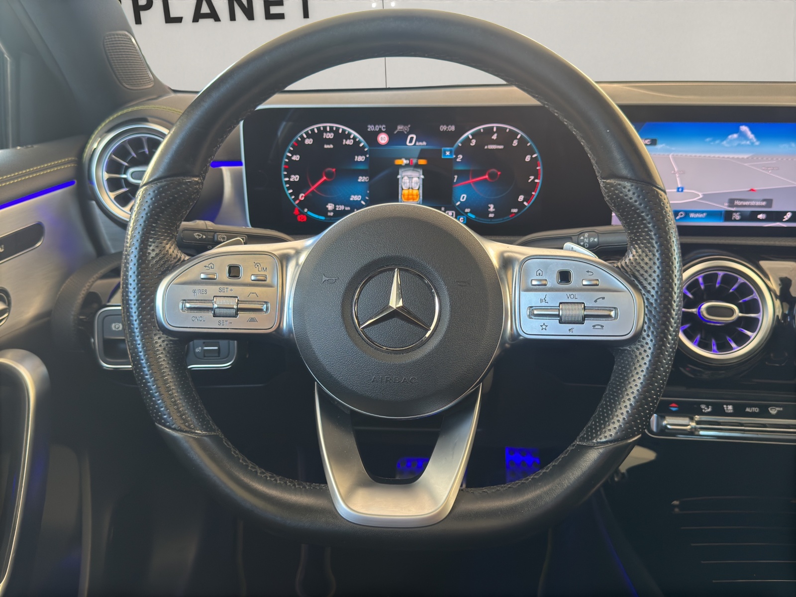MERCEDES-BENZ A-Klasse W177 A 250 AMG Line 4x4 *225PS*-image-14