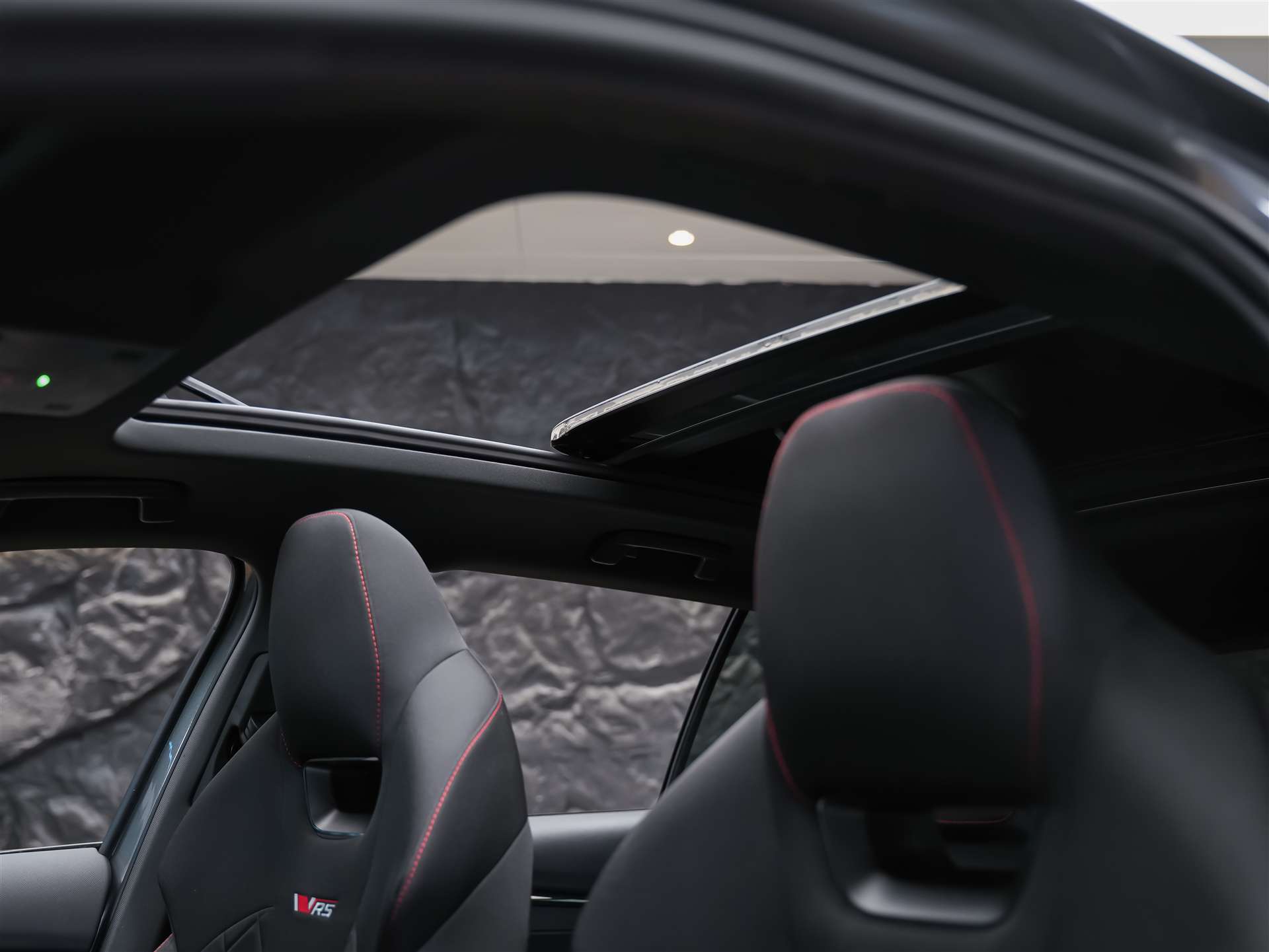 SKODA Octavia Combi 2.0 TSI DSG RS *Facelift*Werksgarantie*Panorama*Head-Up*-image-12