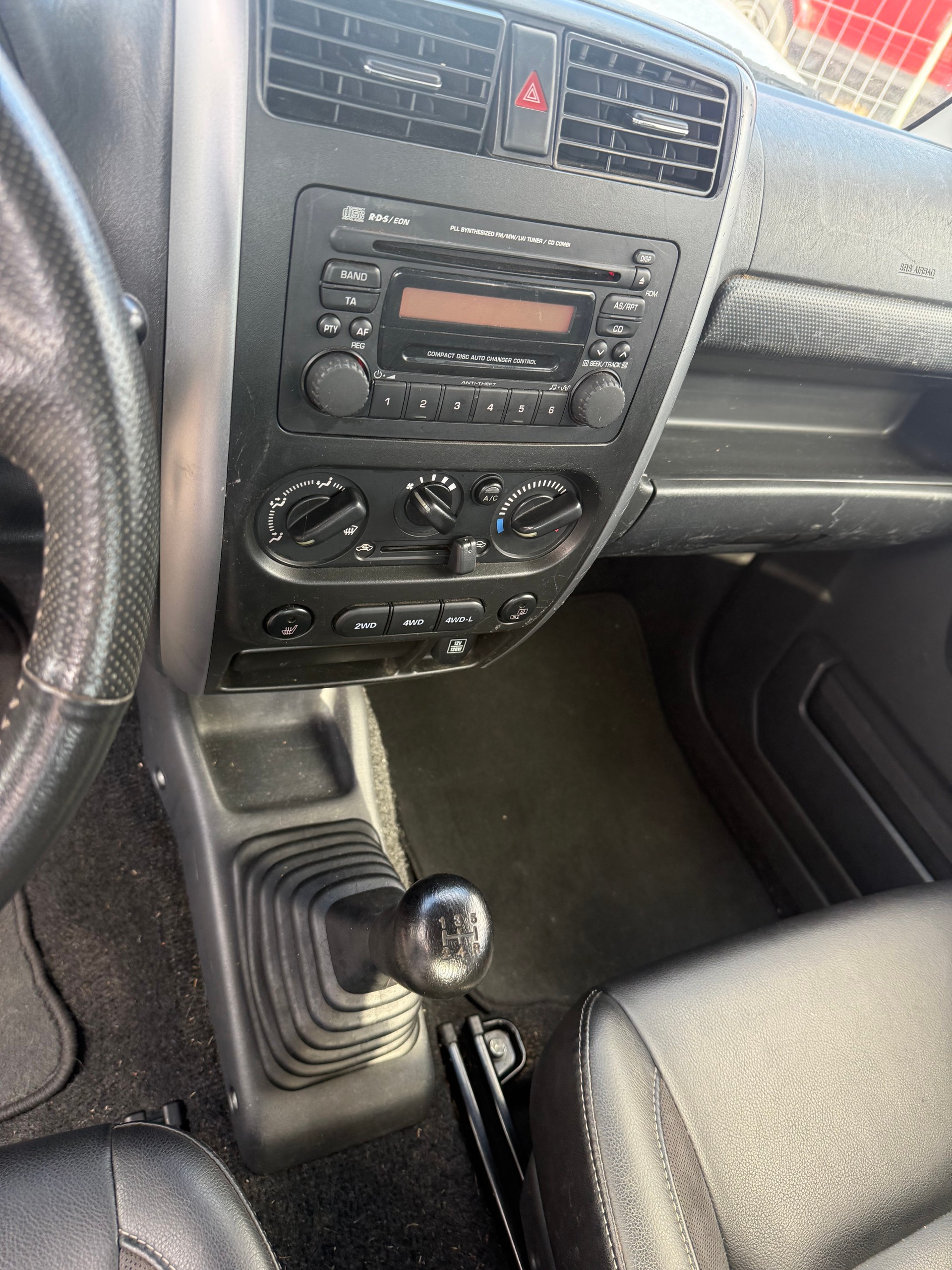 SUZUKI Jimny 1.3 16V Sergio Cellano-image-10
