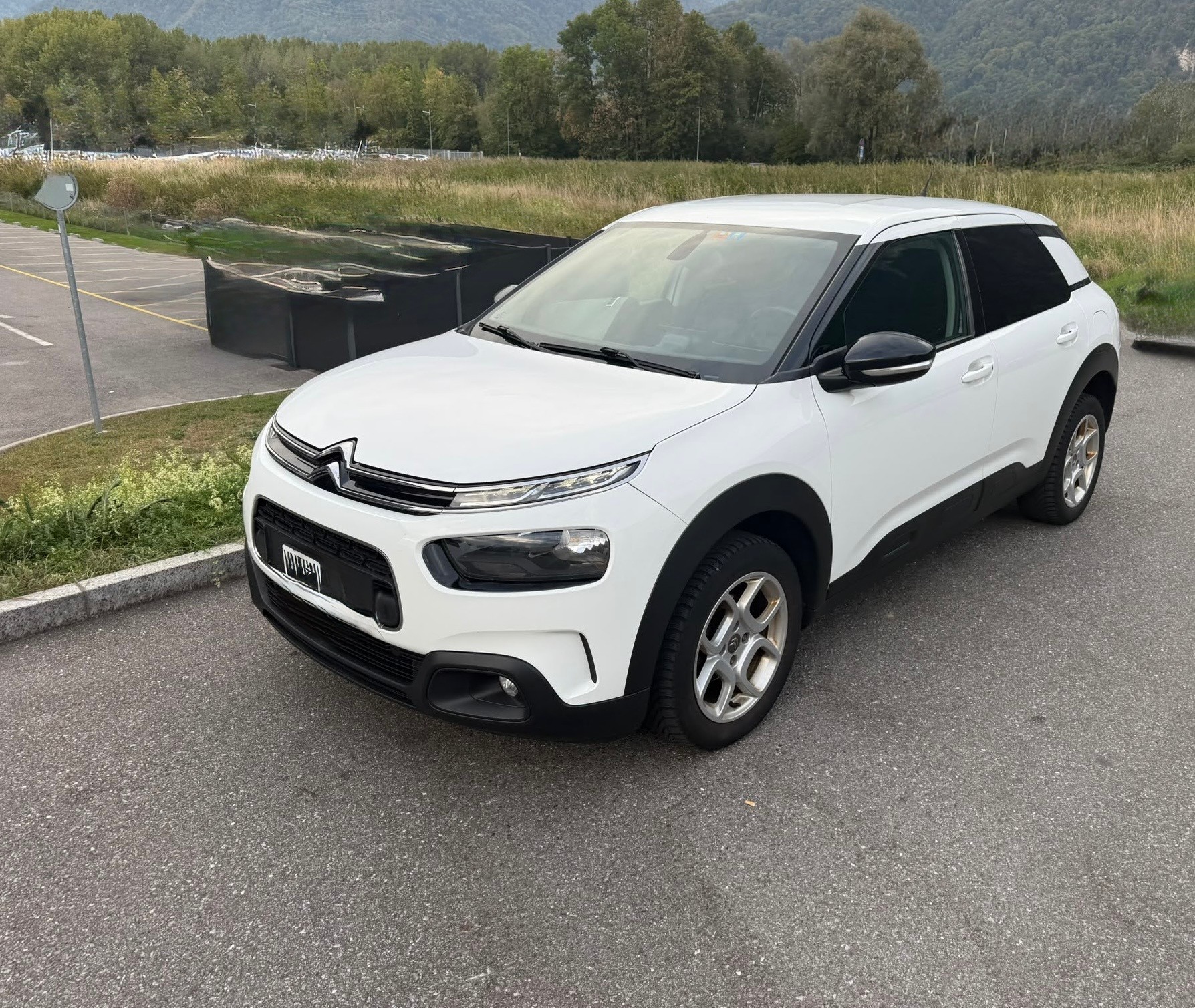 Car photo