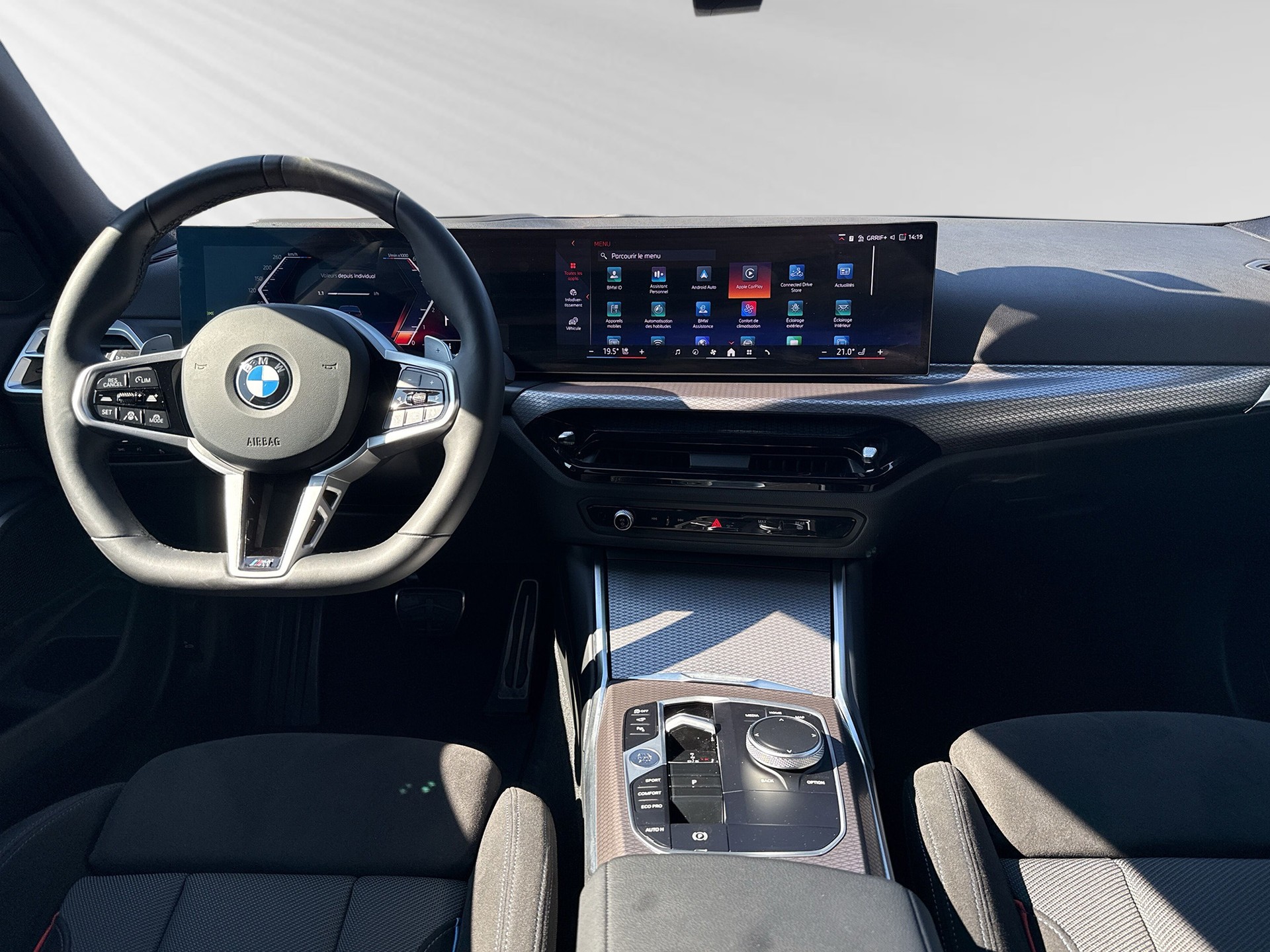 BMW 330d xDrive 48V Steptronic M Sport-image-5