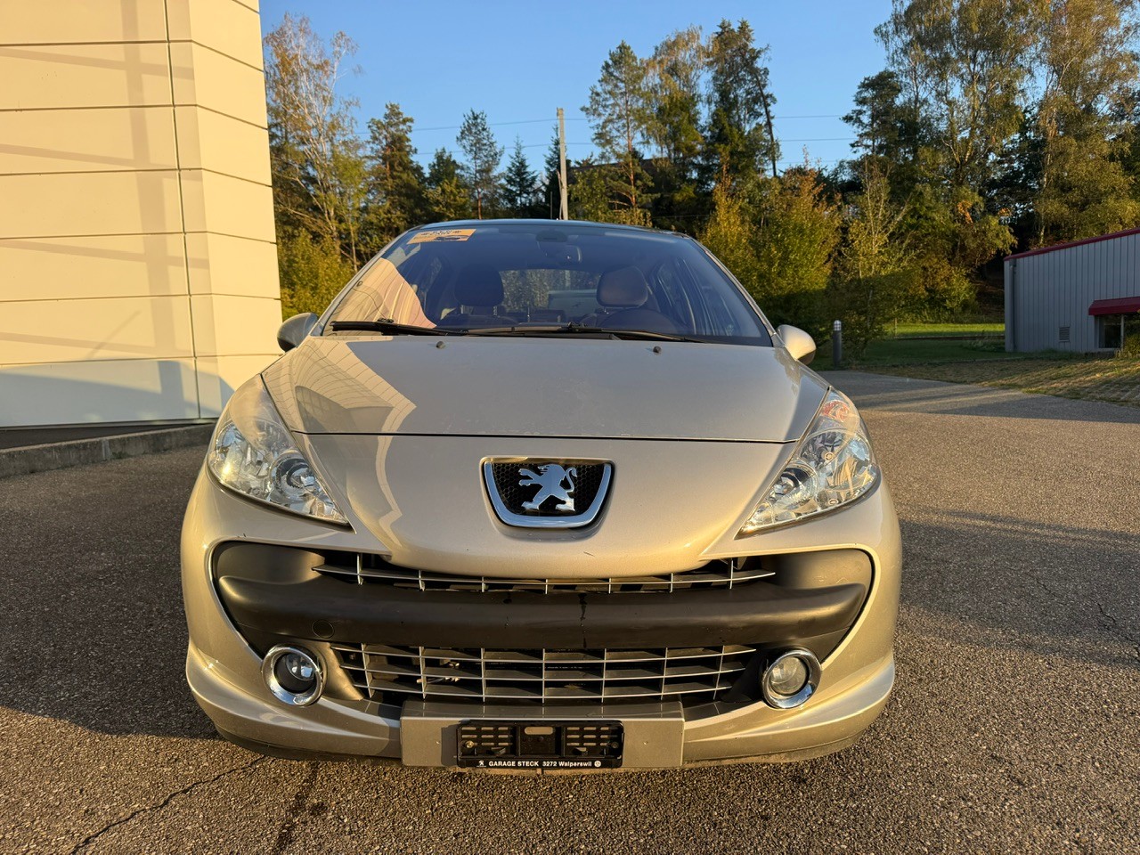 Car photo