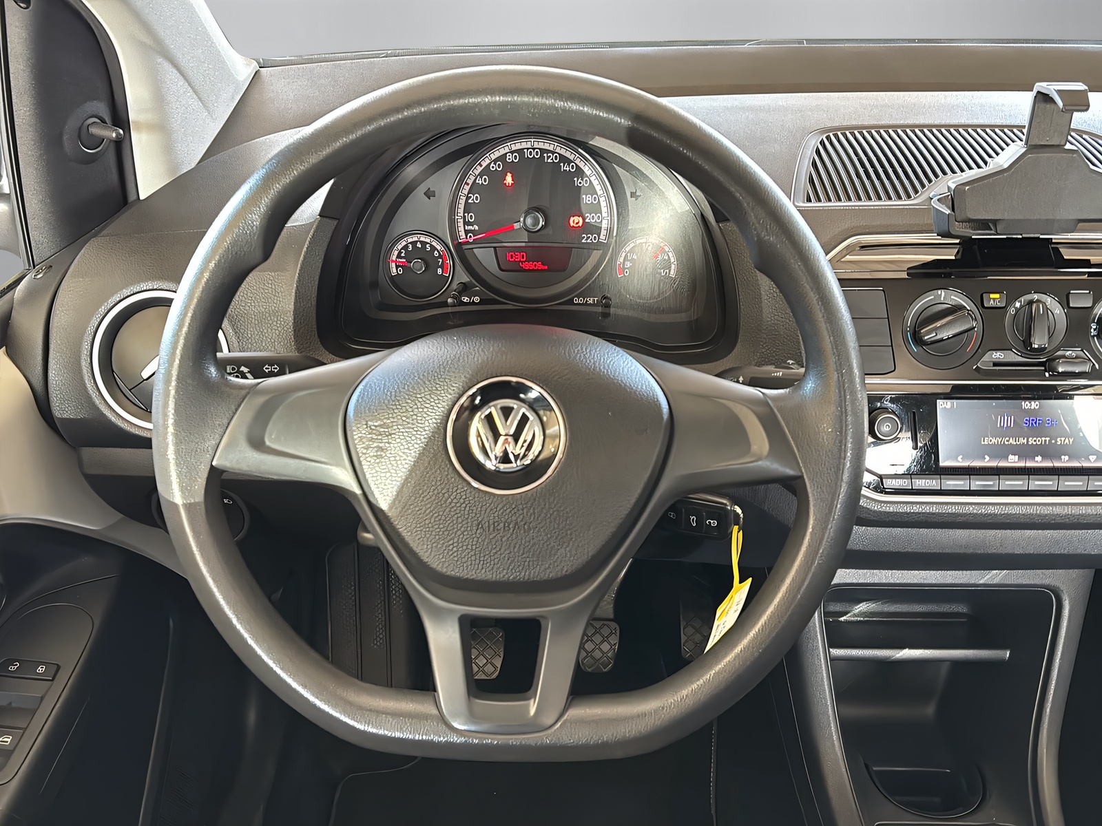 VW Up 1.0 MPI 60 Take-image-3