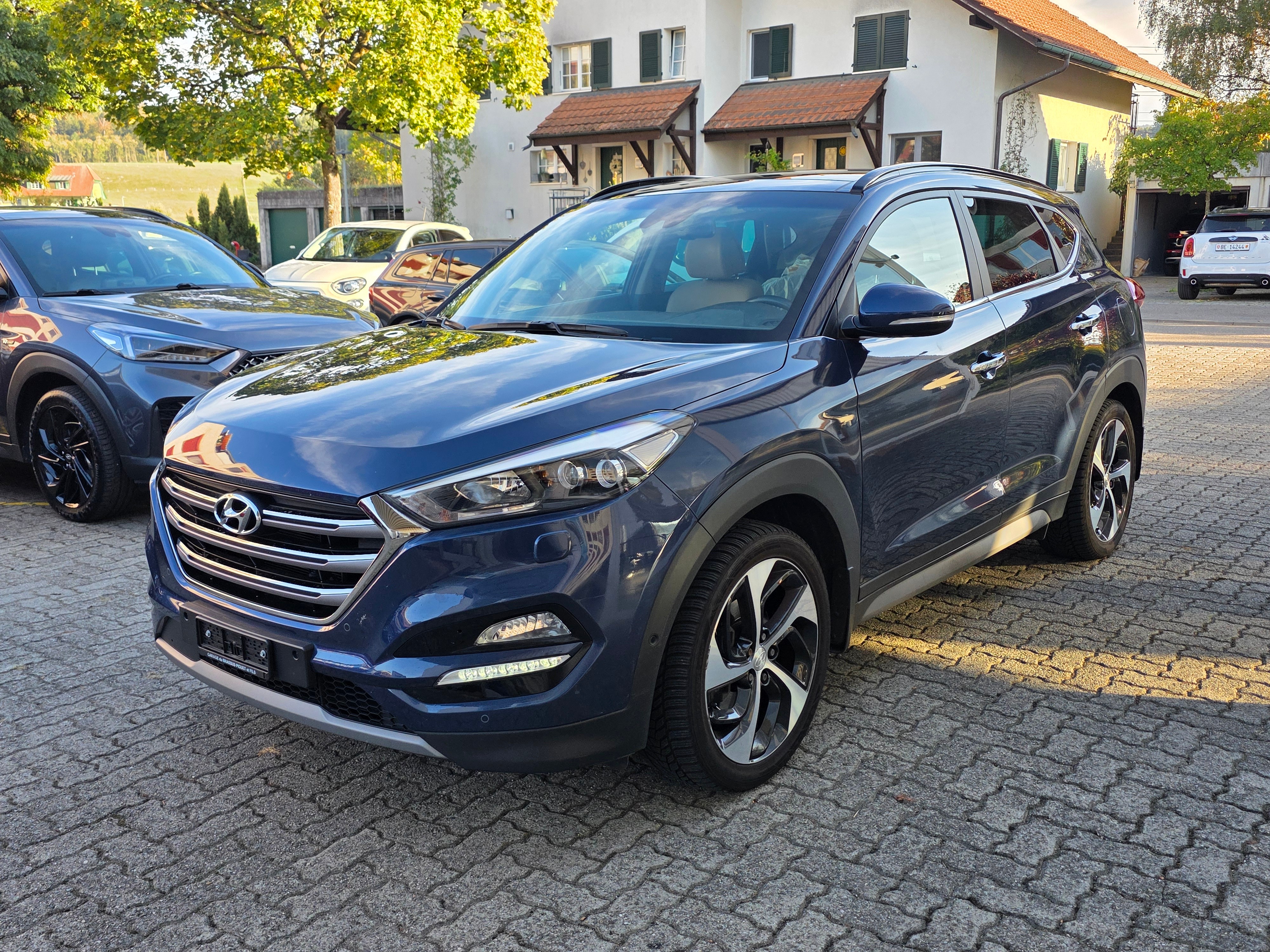 Car photo