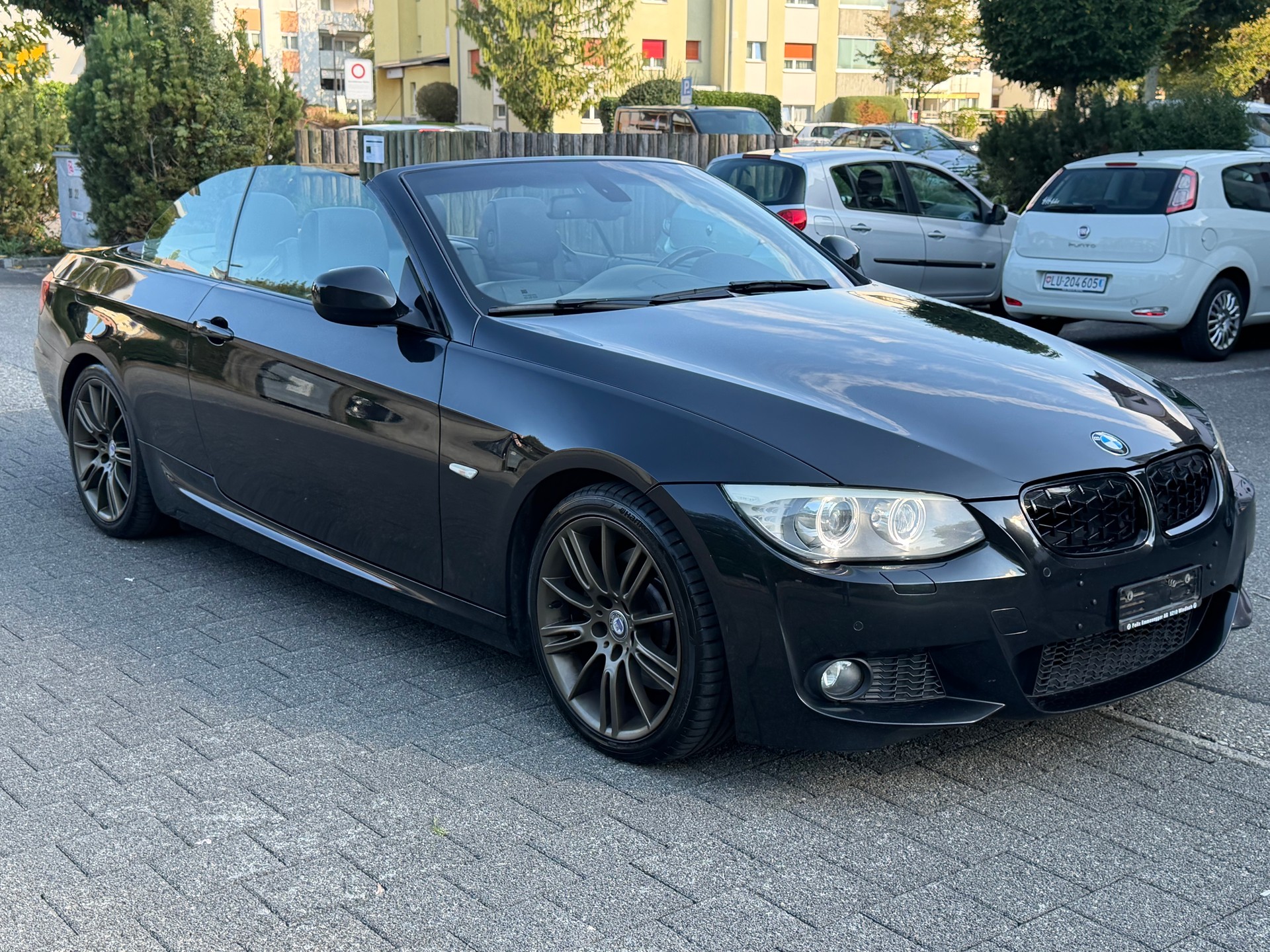 BMW 330d Cabriolet Steptronic M-Paket-image-3