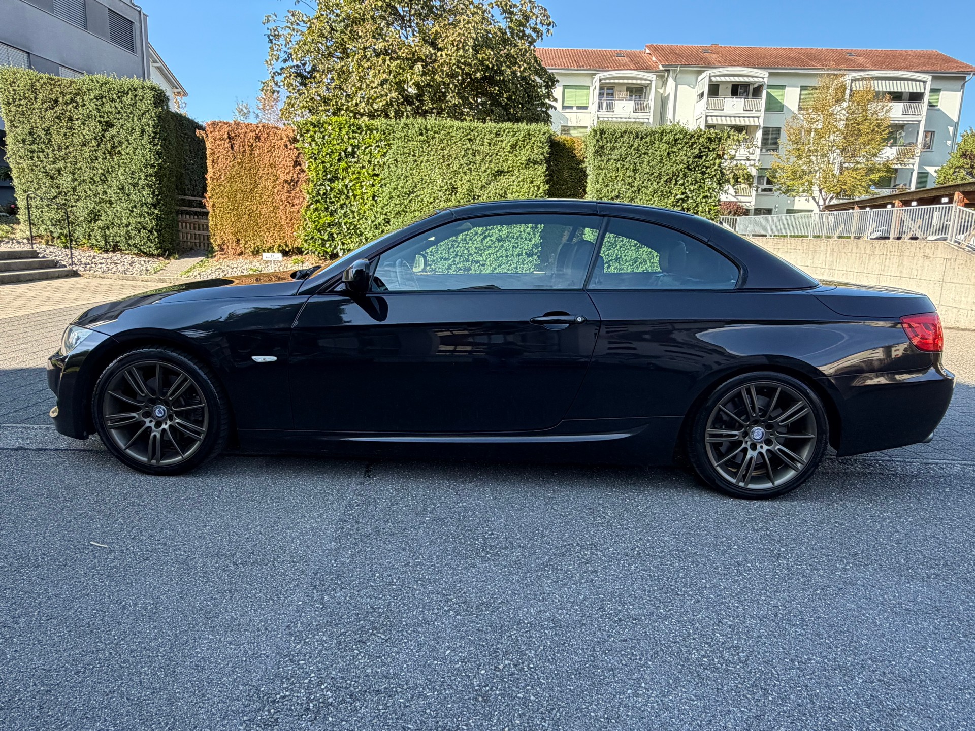 BMW 330d Cabriolet Steptronic M-Paket-image-5